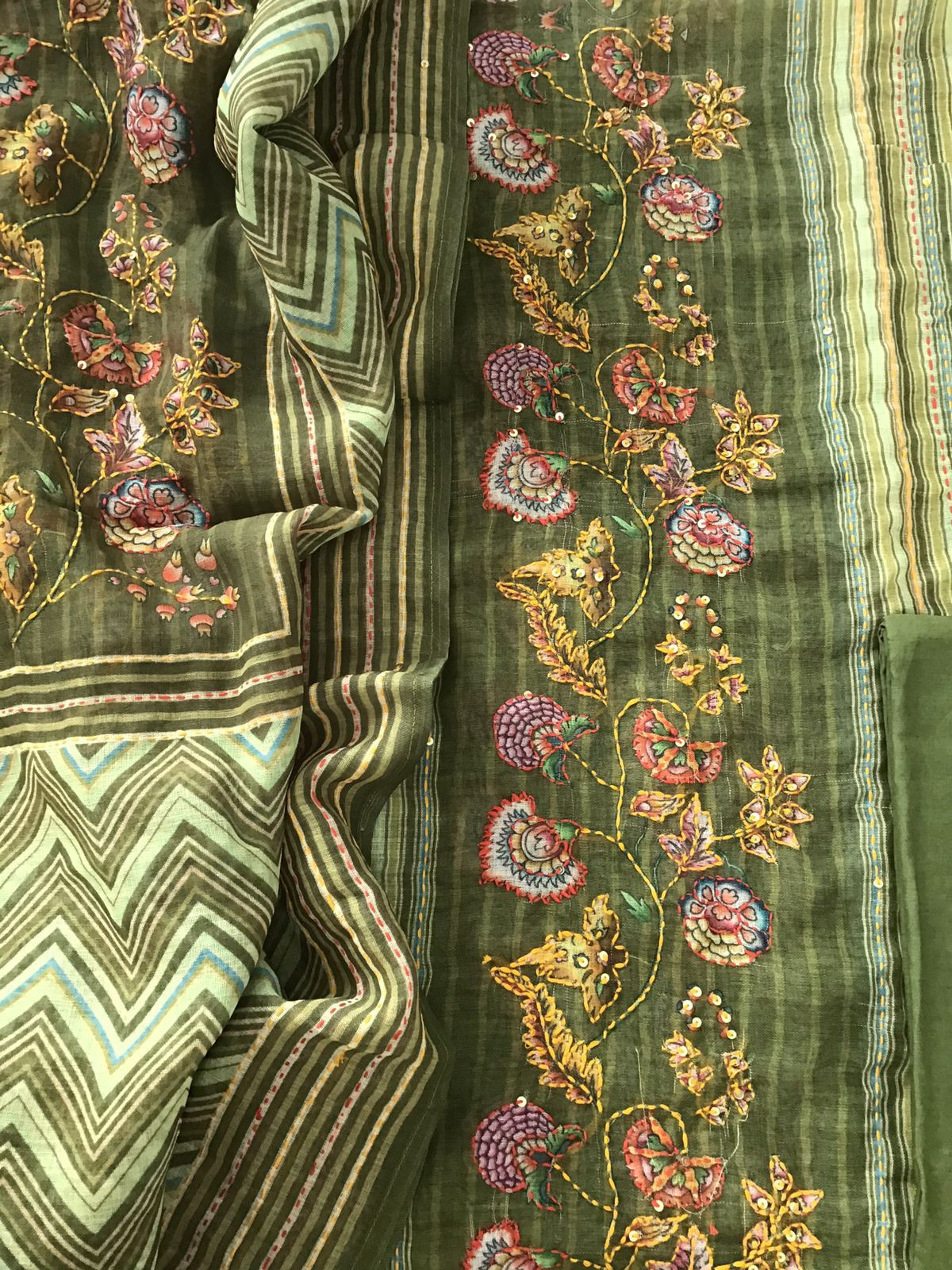 Soft Linen Jute Cotton Printed Embroidered Suit - Green