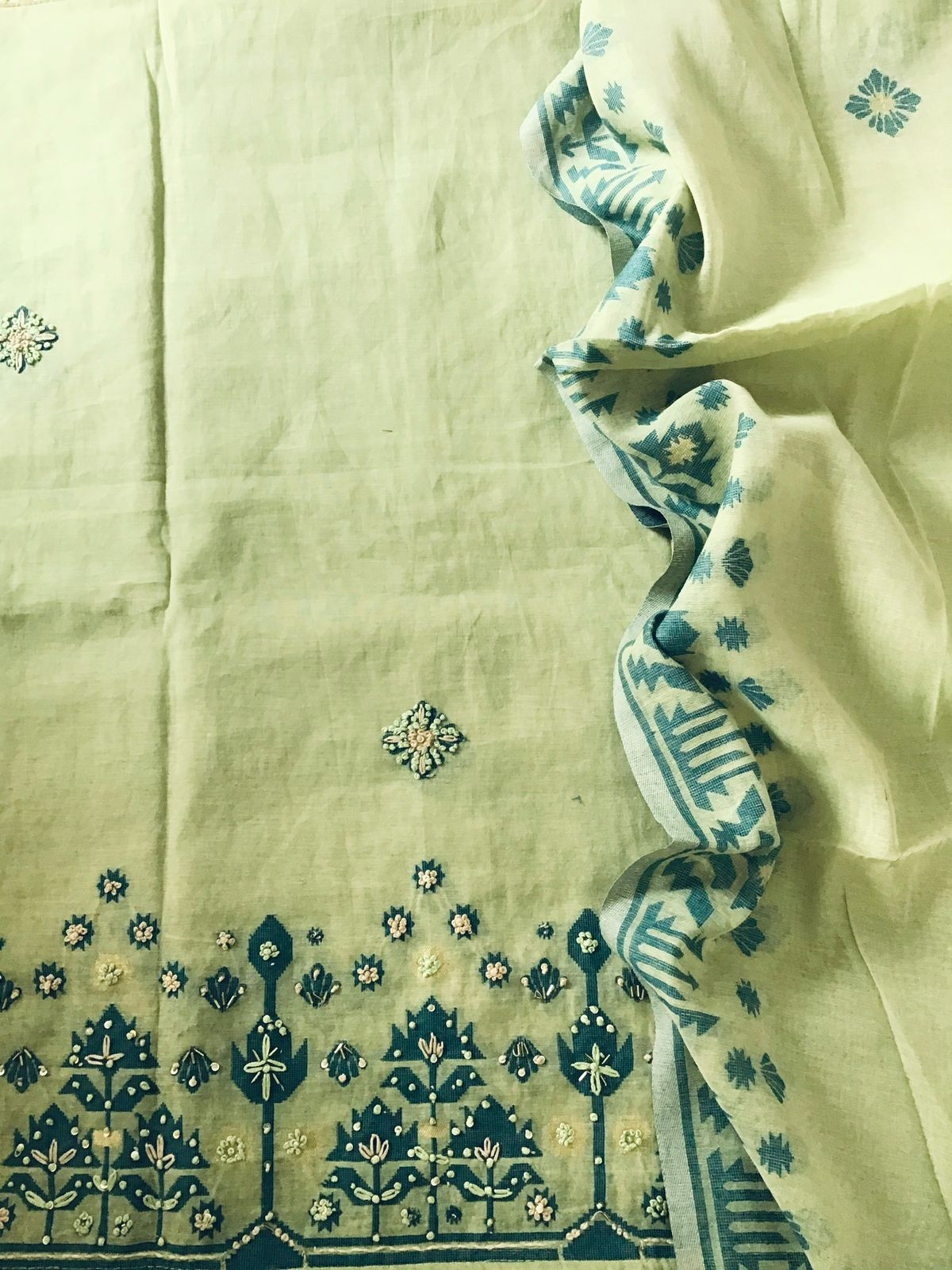 Soft Slub Chanderi Jamdani Weaved Embroidered Suit - Green