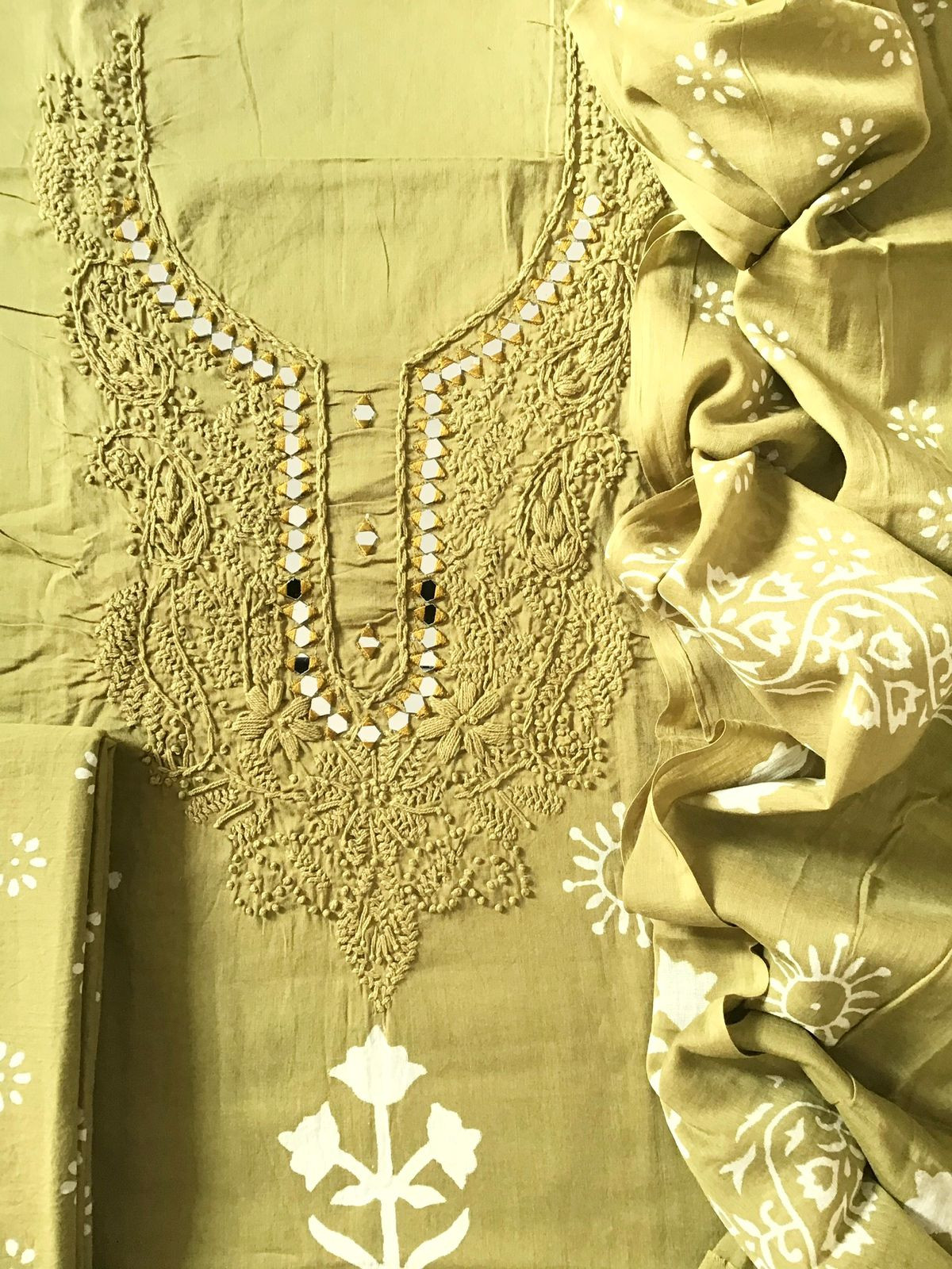 Pure Cotton Printed Embroidered Suit - Mehandi Green