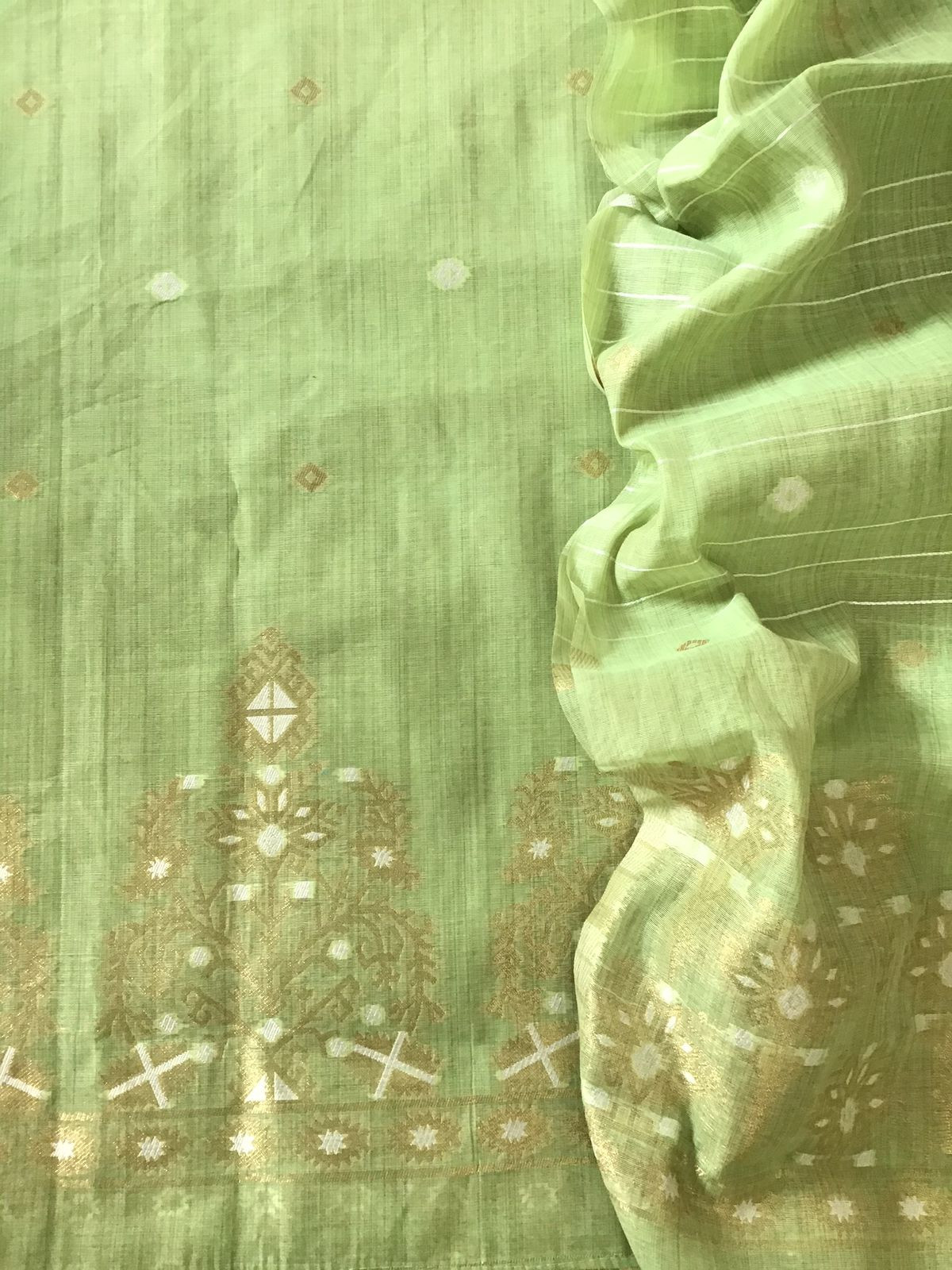 Soft Slub Chanderi Jamdani Weaved Embroidered Suit - Green