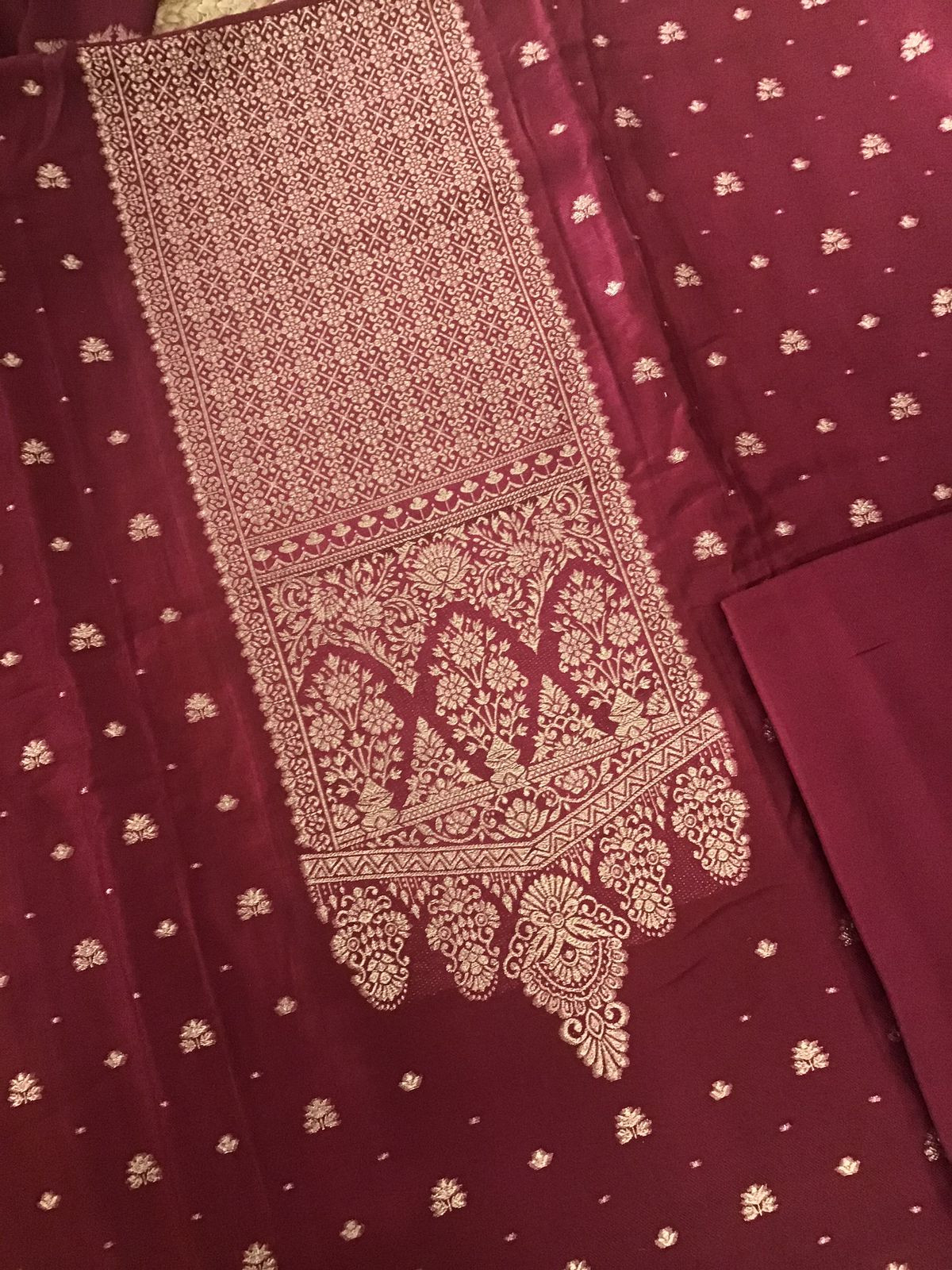 Soft Woollen Slub Silk Banarasi Weaved Suit - Maroon
