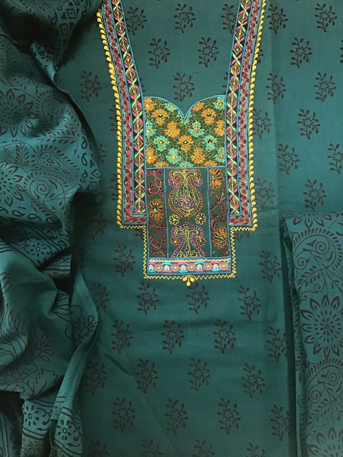 Pure Cotton Bagh Printed Embroidered Suit - Green