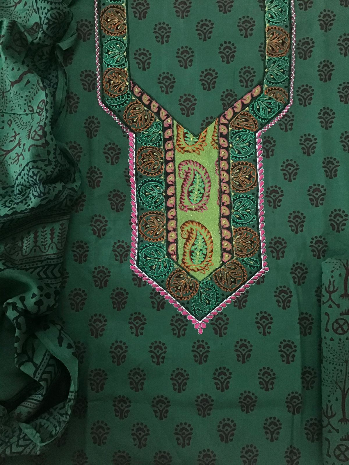 Pure Cotton Bagh Printed Embroidered Suit - Green
