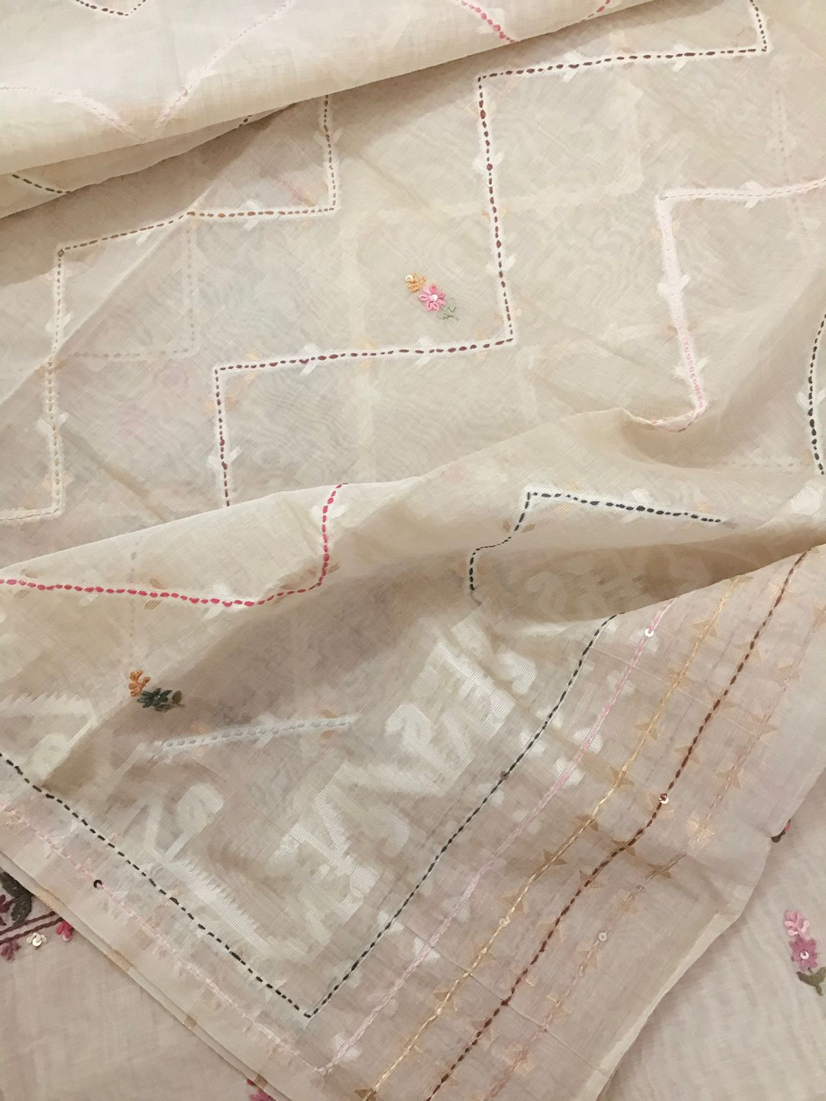 Soft Slub Chanderi Brush Painted Jamdani Weaved Embroidered Suit - Beige