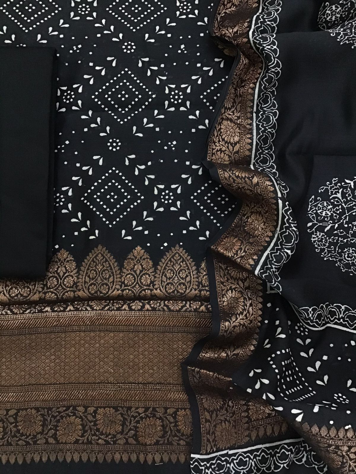 Pure Maheshwari Silk Printed Banarasi Weaved Suit - Black
