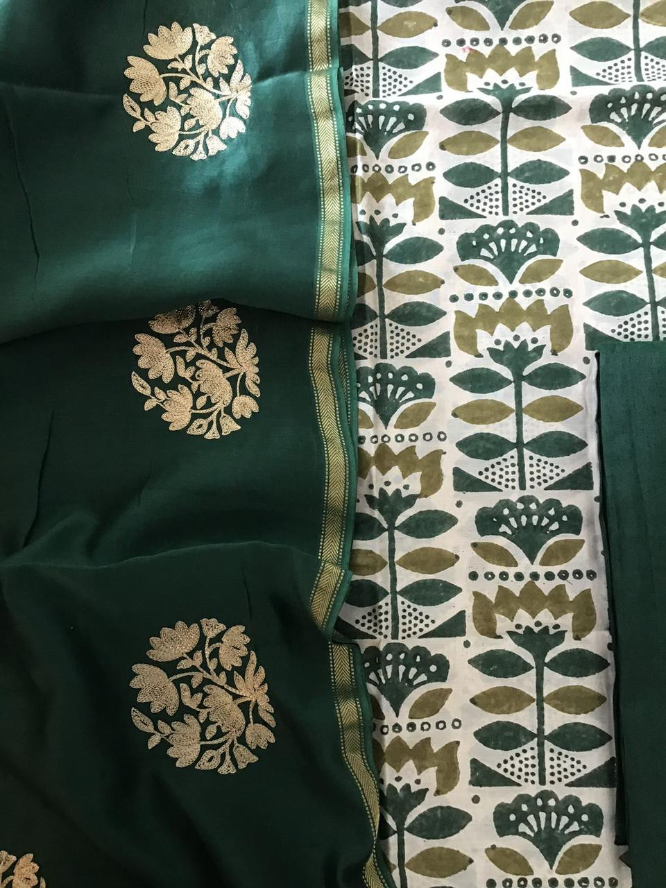 Pure Maheshwari Silk Printed Embroidered Suit - Green