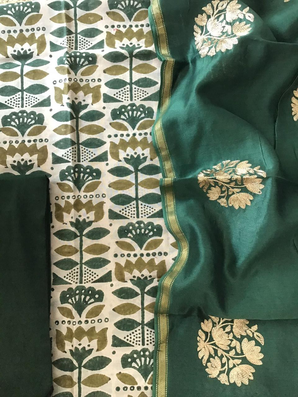 Pure Maheshwari Silk Printed Embroidered Suit - Green