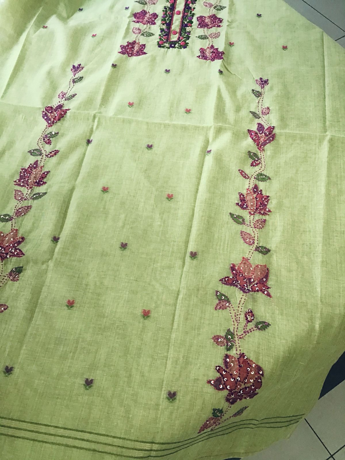 Soft Fine Slub Chanderi Jamdani Weaved Embroidered Suit - Green
