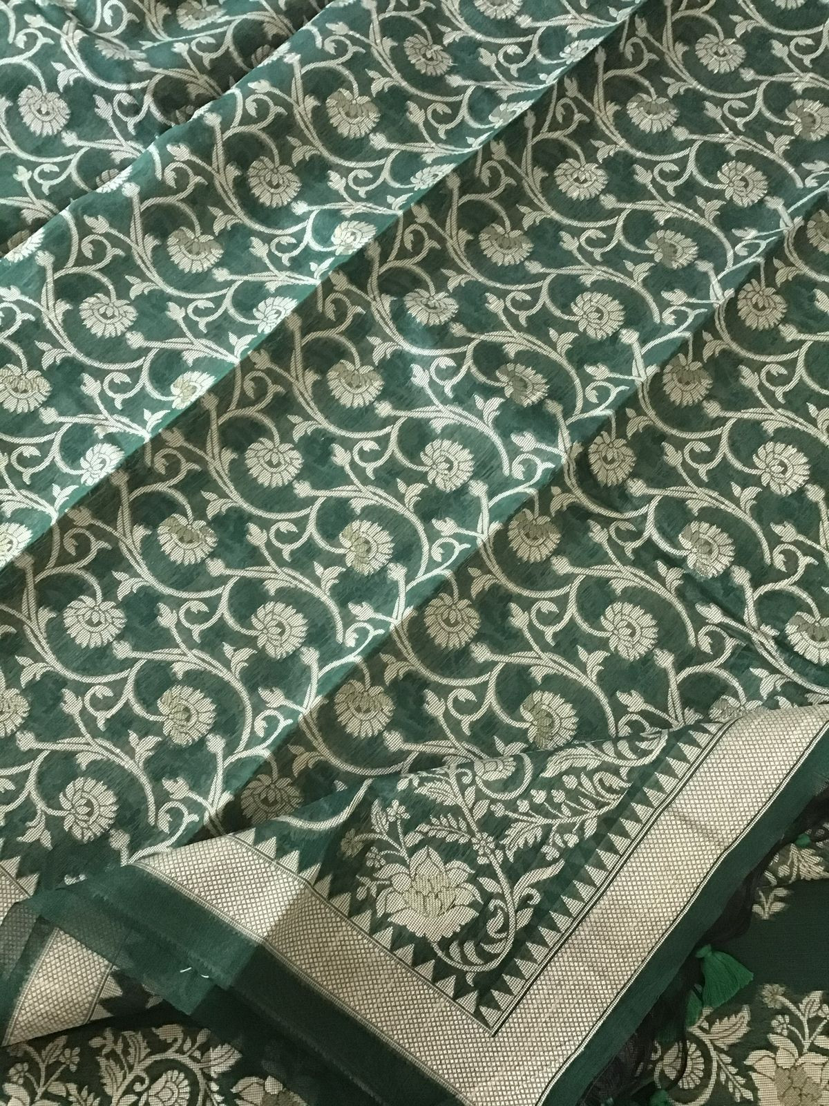 Soft Fine Slub Chanderi Jamdani Weaved Embroidered Suit - Green