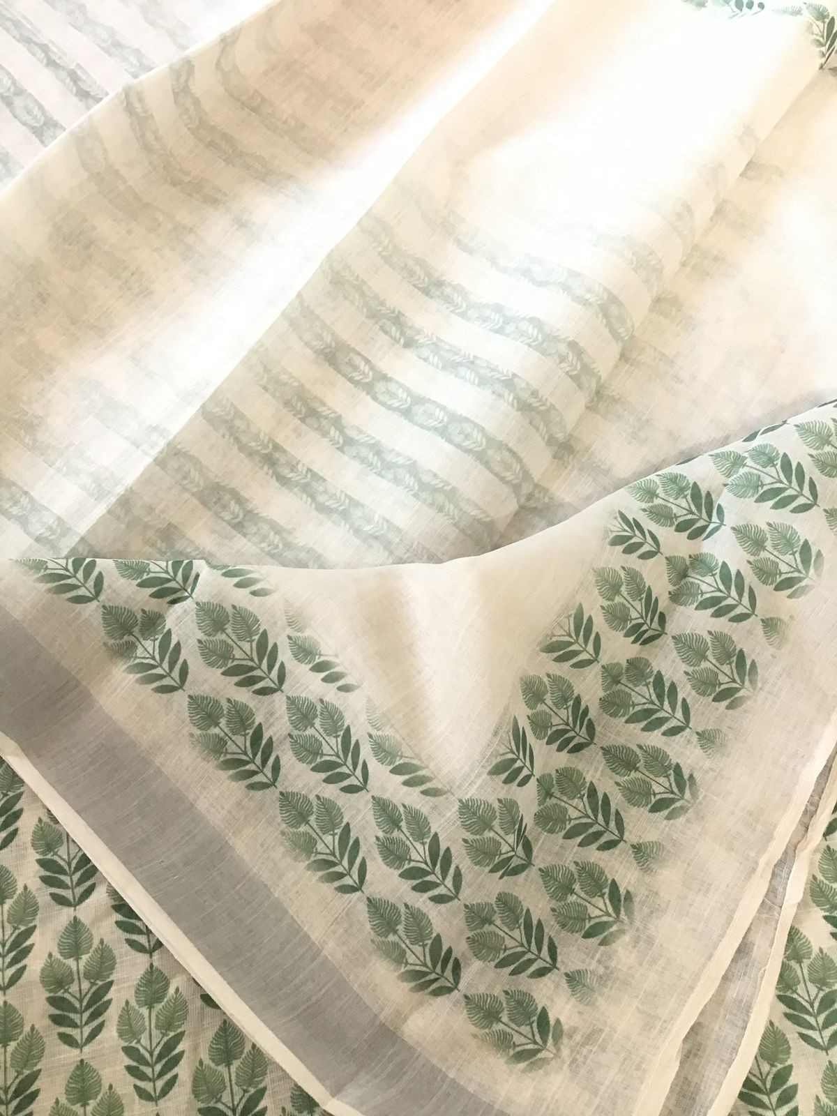 Soft Linen Jute Cotton Printed Embroidered Suit - Cream