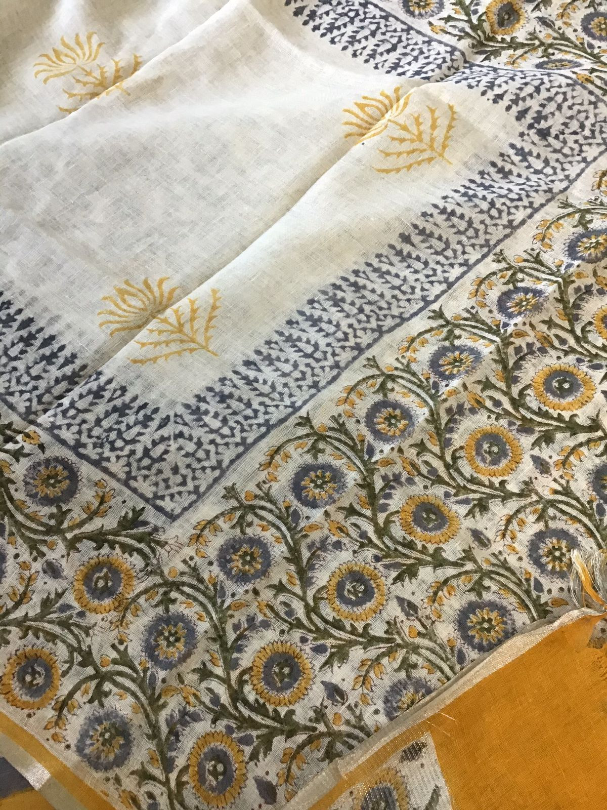 Soft Linen Jute Cotton Printed Suit - Off White