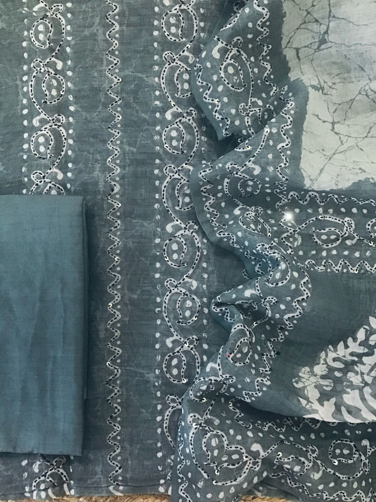 Soft Semi Jute Cotton Printed Embroidered Suit - Grey