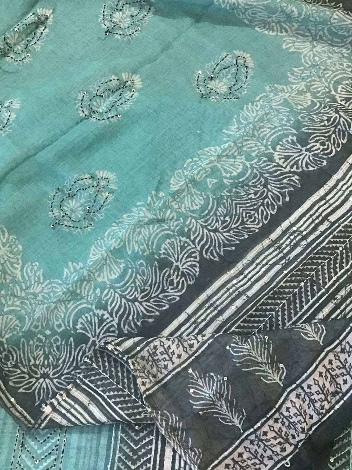 Soft Semi Jute Cotton Printed Embroidered Suit - Green