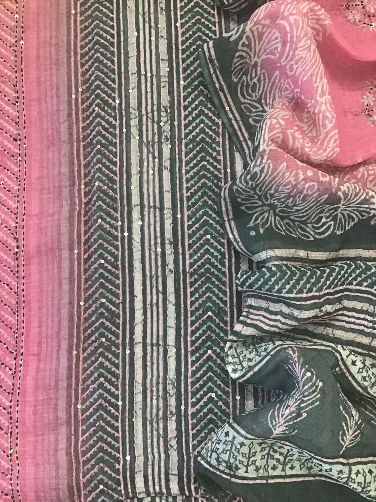 Soft Semi Jute Cotton Printed Embroidered Suit - Pink