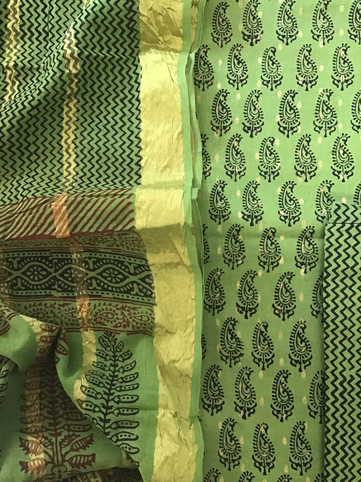 Pure Cotton Bagh Printed Banarasi Weaved Suit - Green