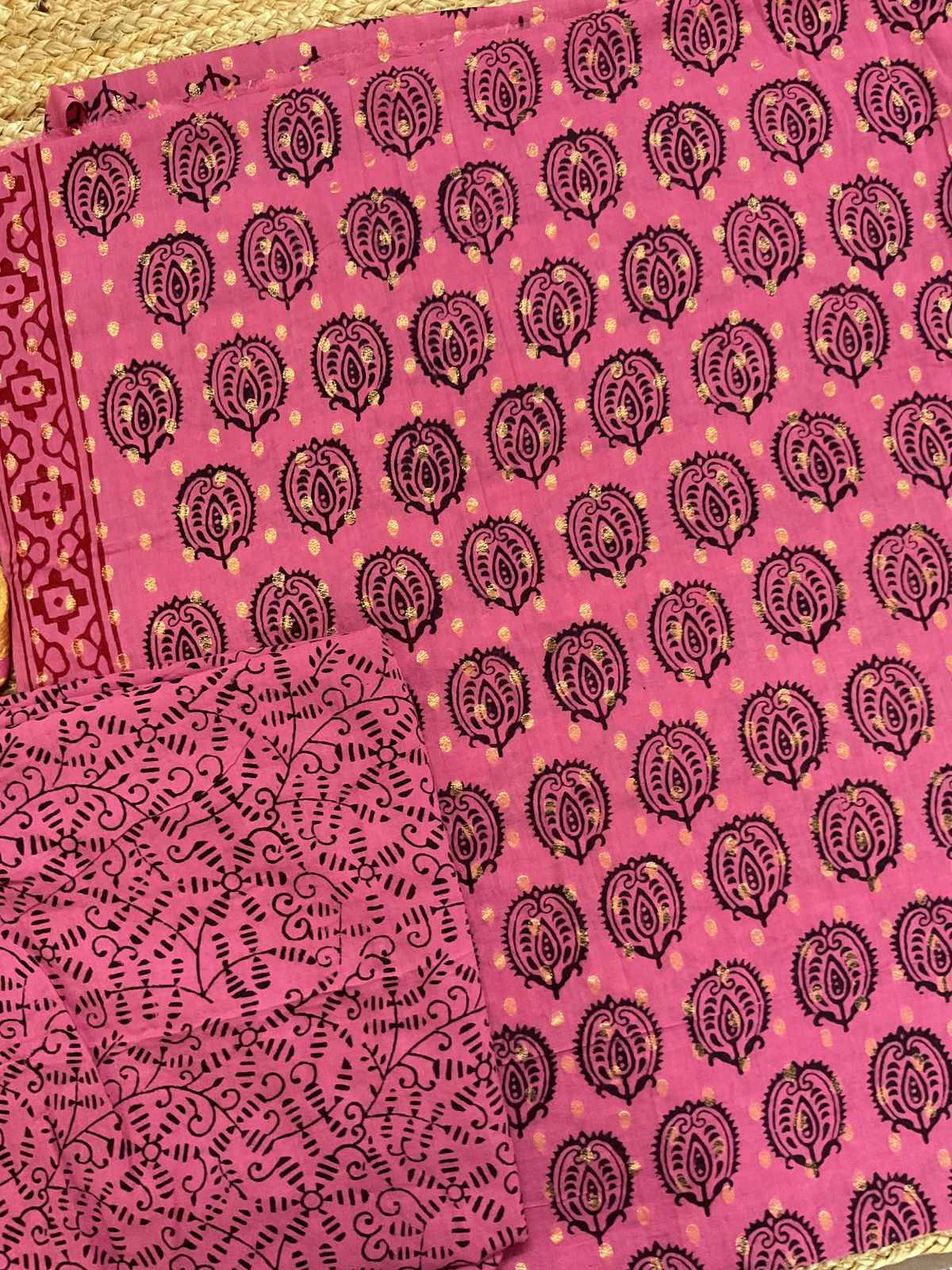 Pure Cotton Bagh Printed Banarasi Weaved Suit - Pink