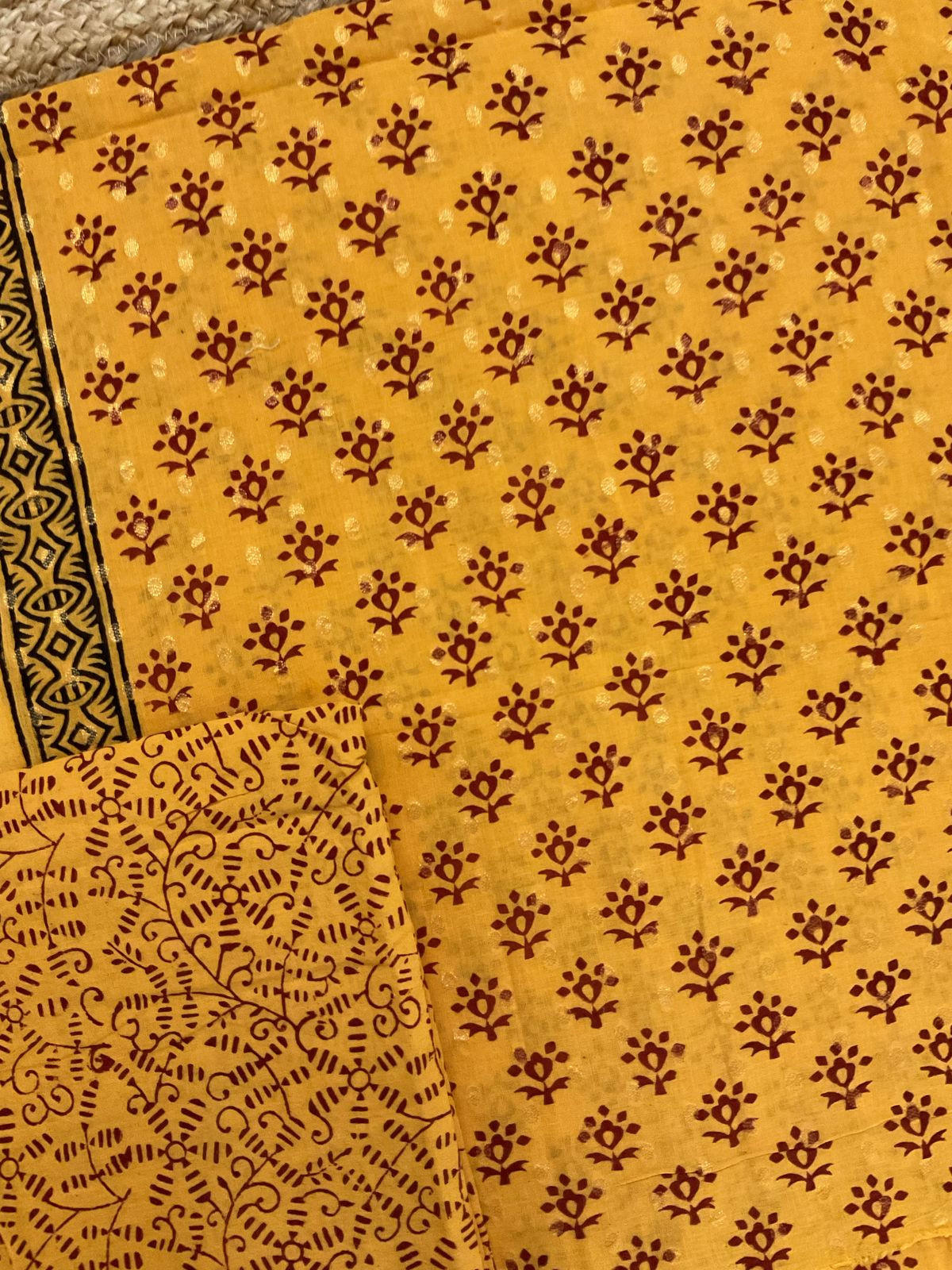 Pure Cotton Bagh Printed Banarasi Weaved Suit - Yellow