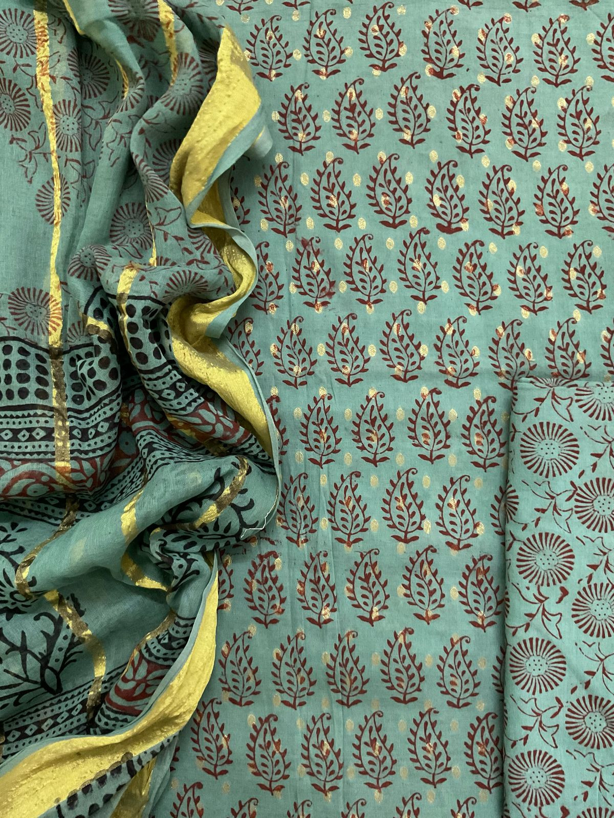 Pure Cotton Bagh Printed Banarasi Weaved Suit - Green