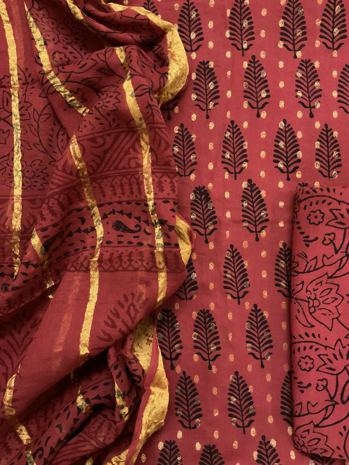 Pure Cotton Bagh Printed Banarasi Weaved Suit - Brick Red