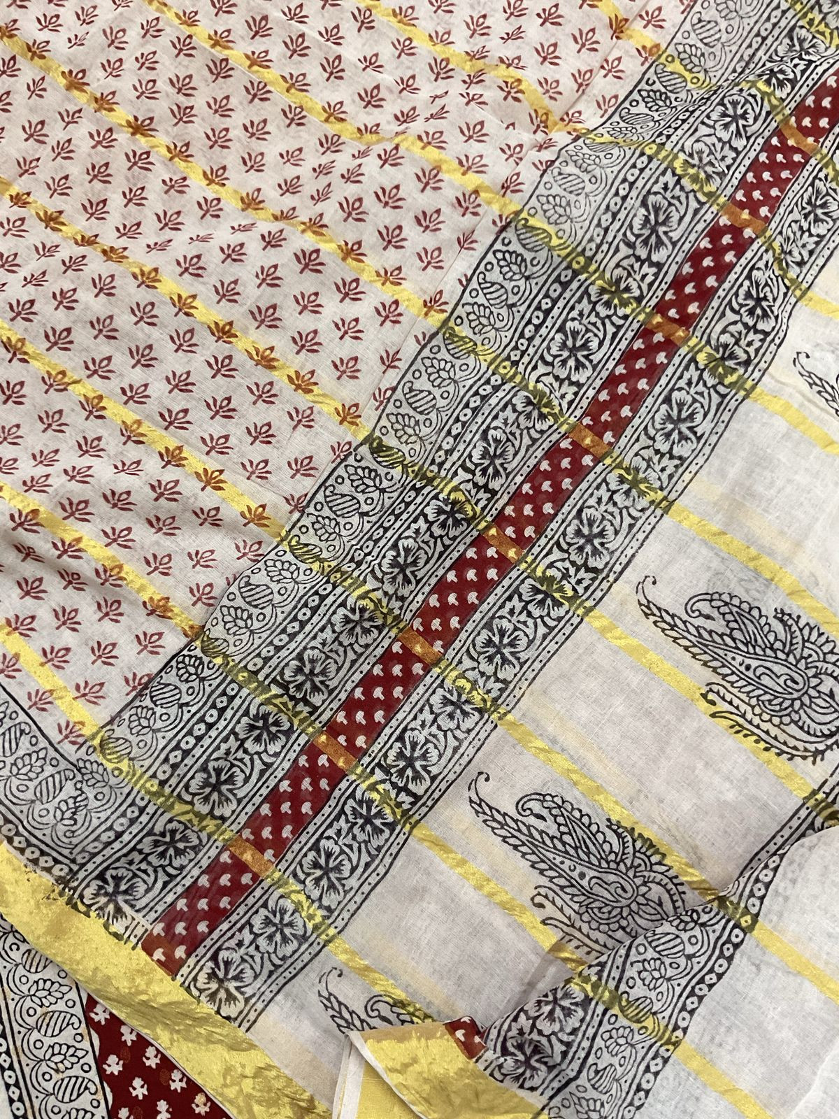 Pure Cotton Bagh Printed Banarasi Weaved Suit - Maroon