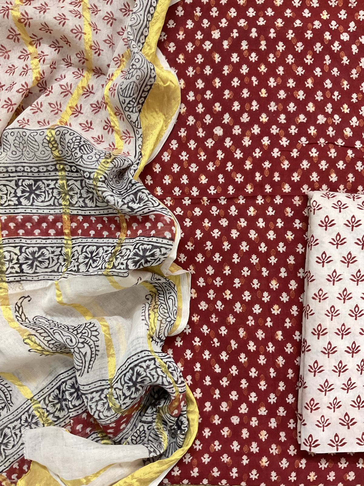 Pure Cotton Bagh Printed Banarasi Weaved Suit - Maroon