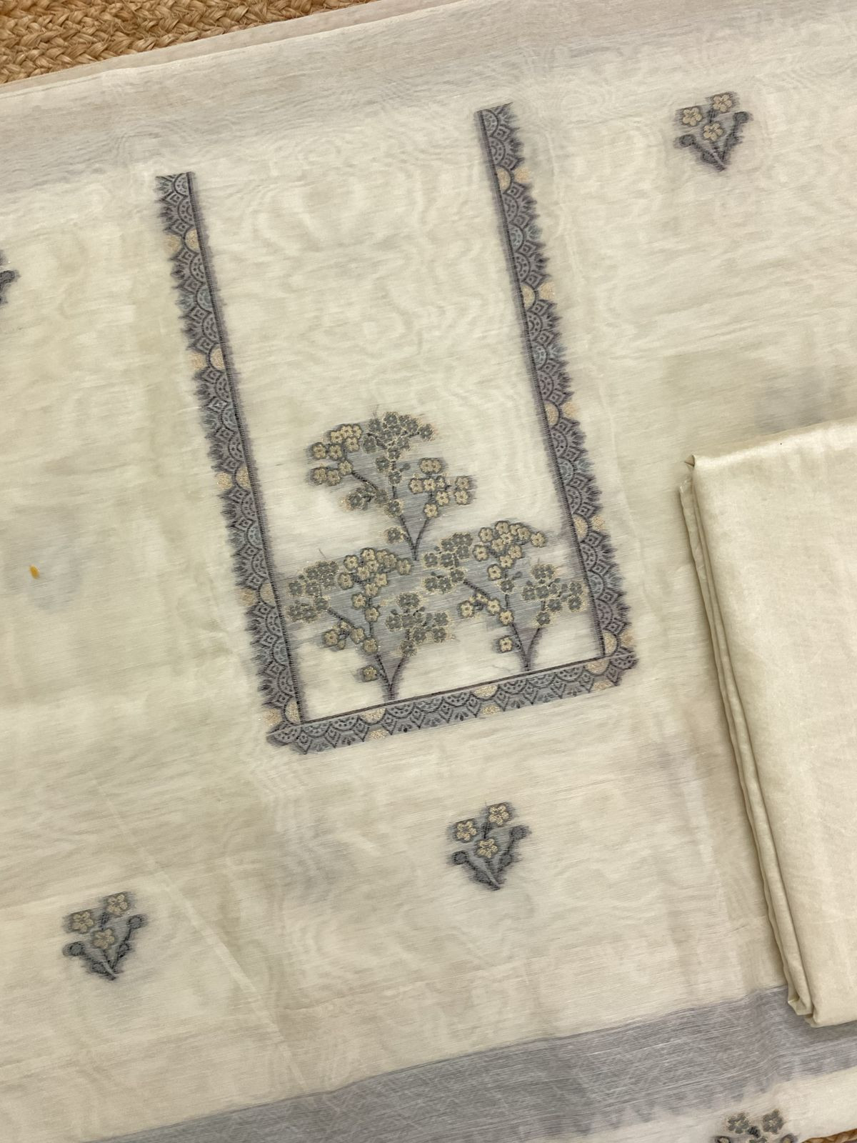 Soft Kora Chanderi Jamdani Weaved Suit - Offwhite