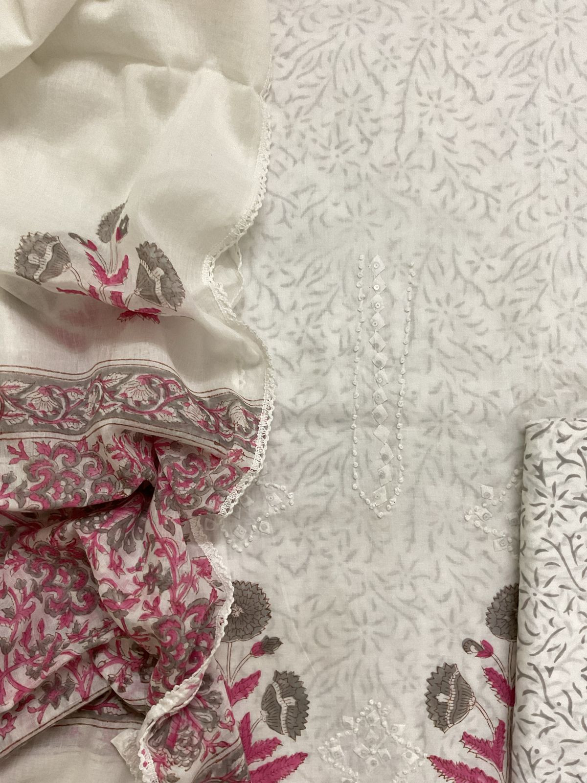 Pure Cotton Printed Appliqu Work Suit - Offwhite