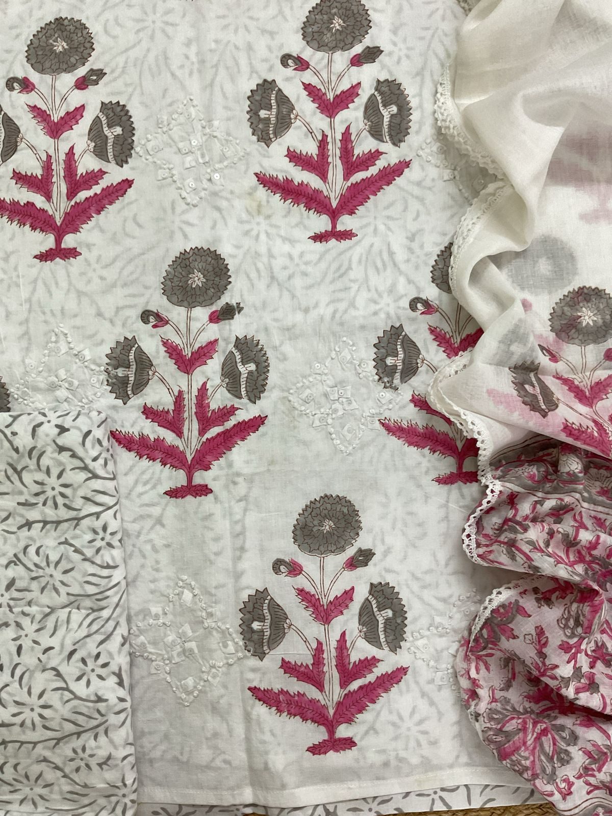 Pure Cotton Printed Appliqu Work Suit - Offwhite