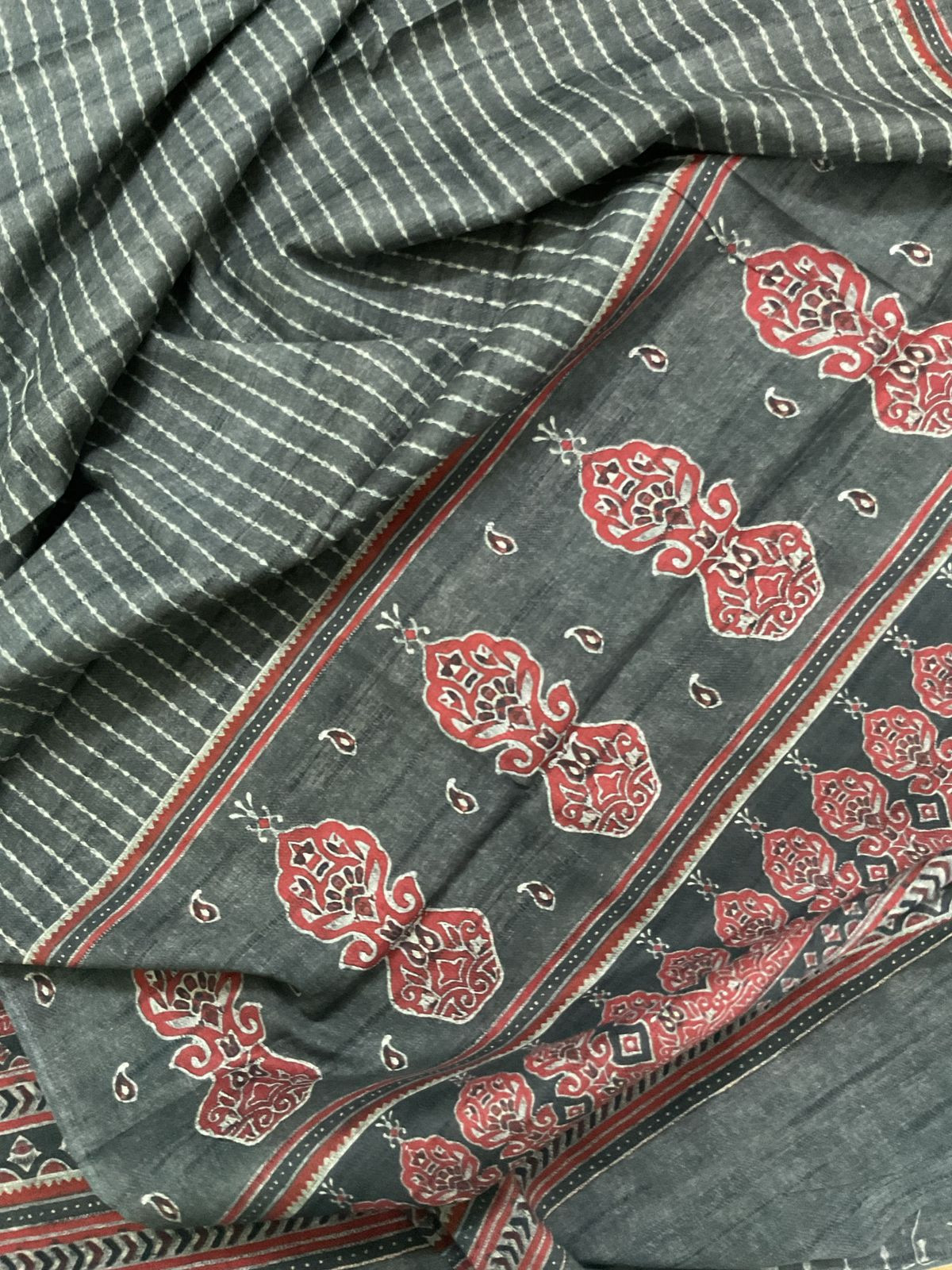 Pure Lawn Cotton Printed Suit - Grey