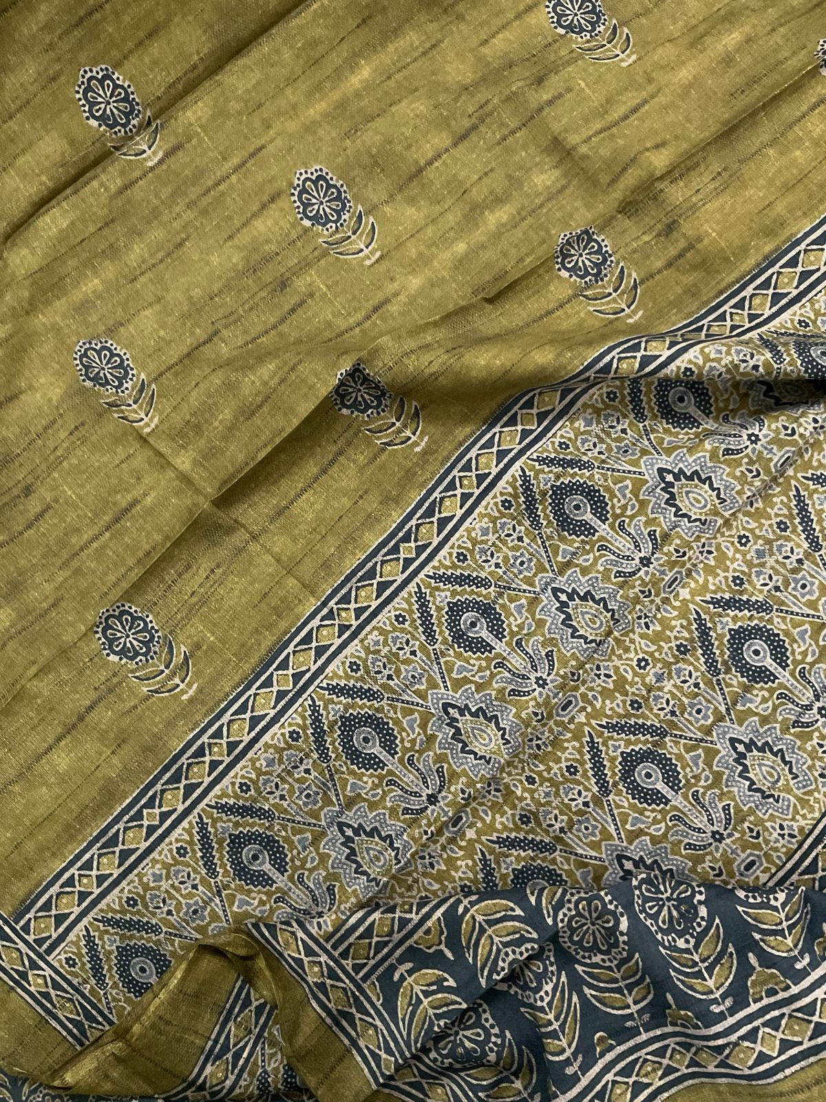 Pure Lawn Cotton Printed Suit - Yellowish Green