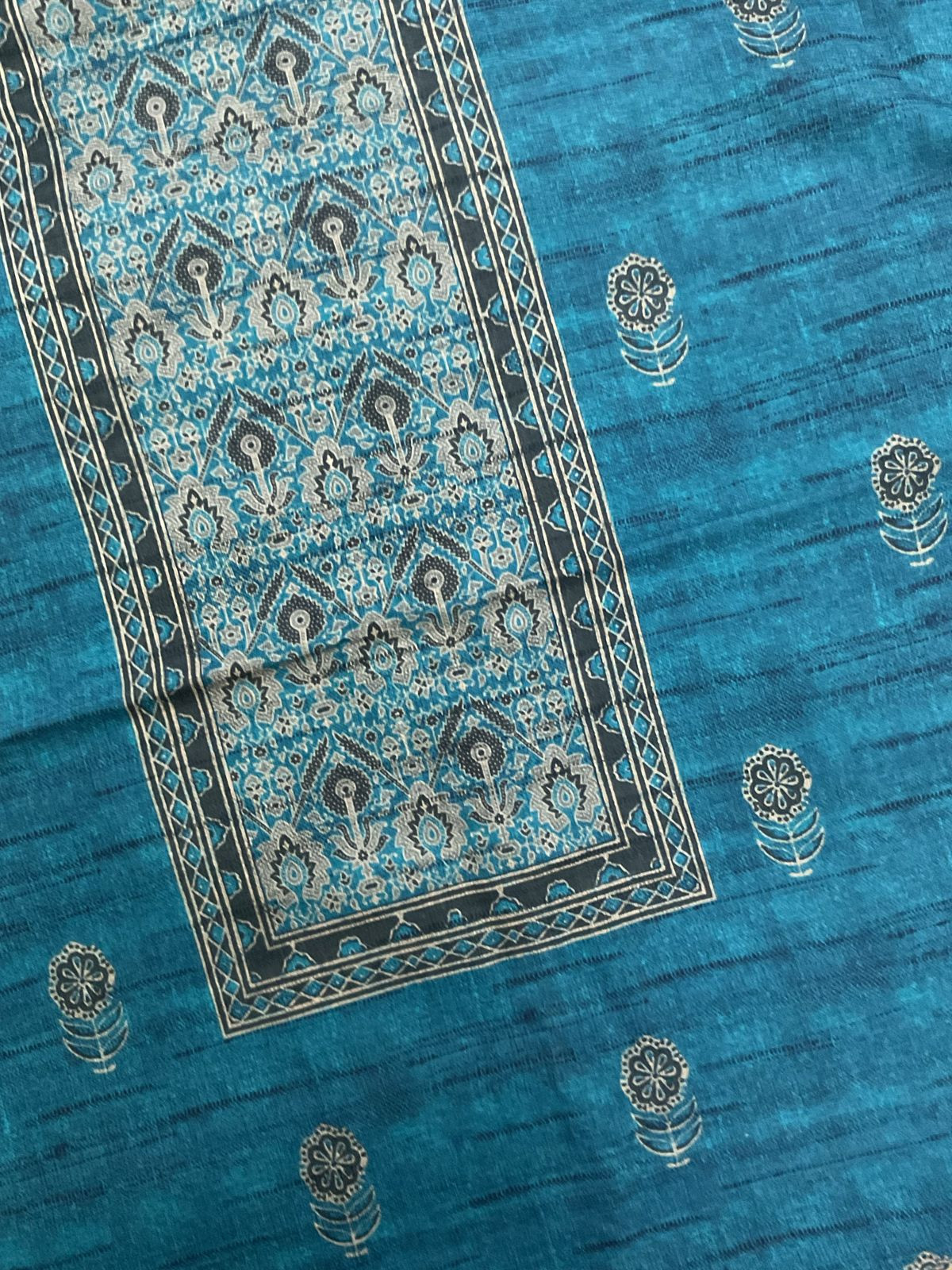 Pure Lawn Cotton Printed Suit - Blue