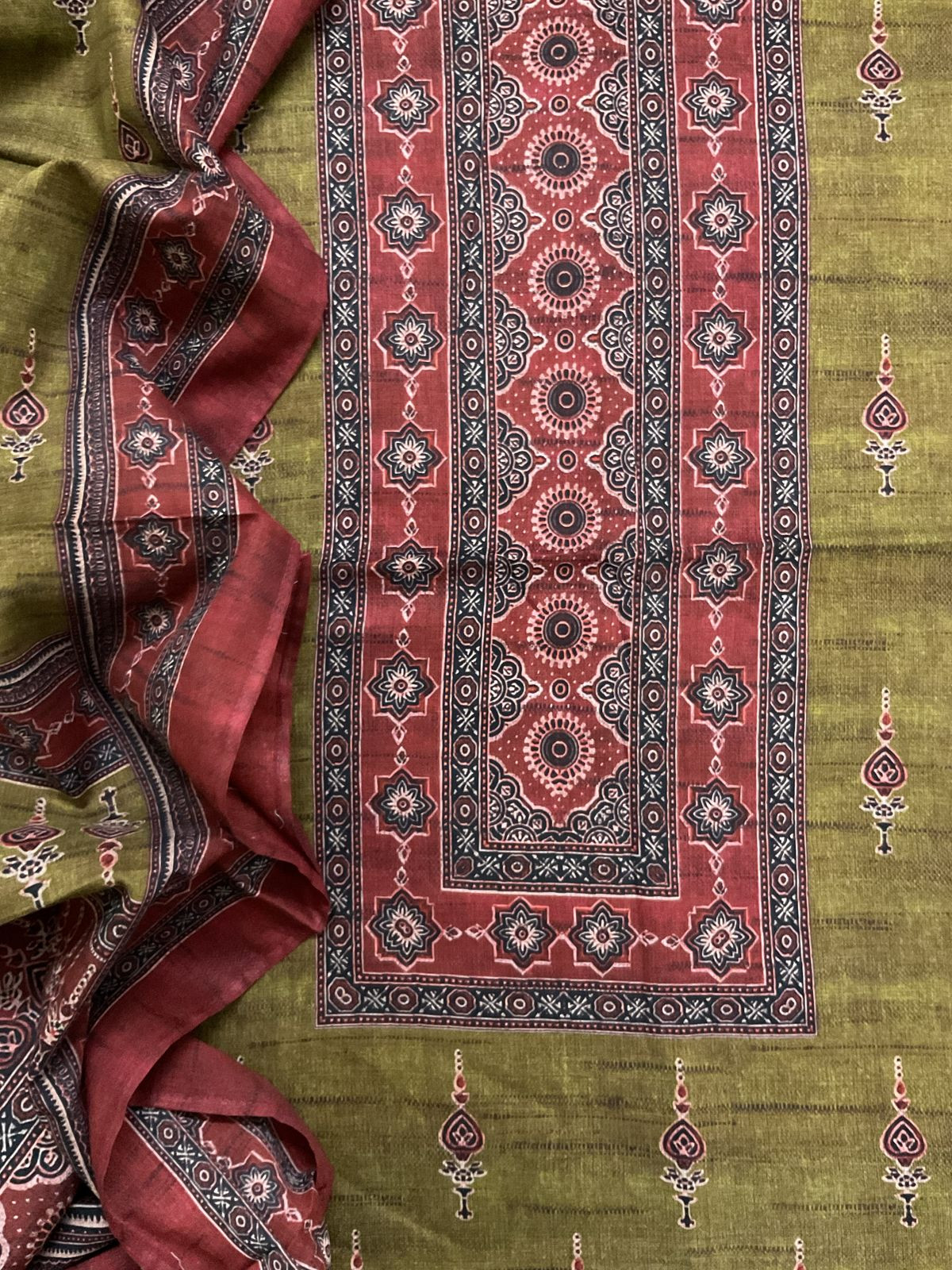 Pure Lawn Cotton Printed Suit - Yellowish Green