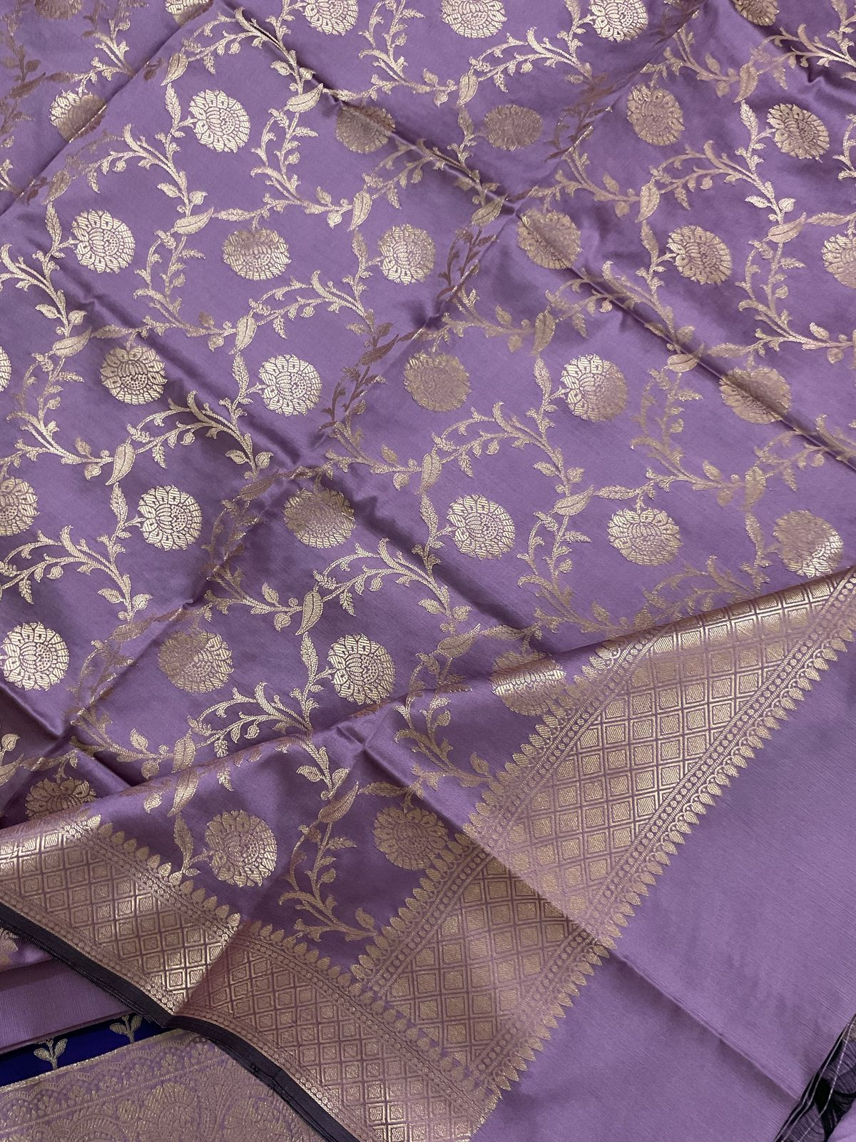 Soft Silk Banarasi Weaved Suit - Purple