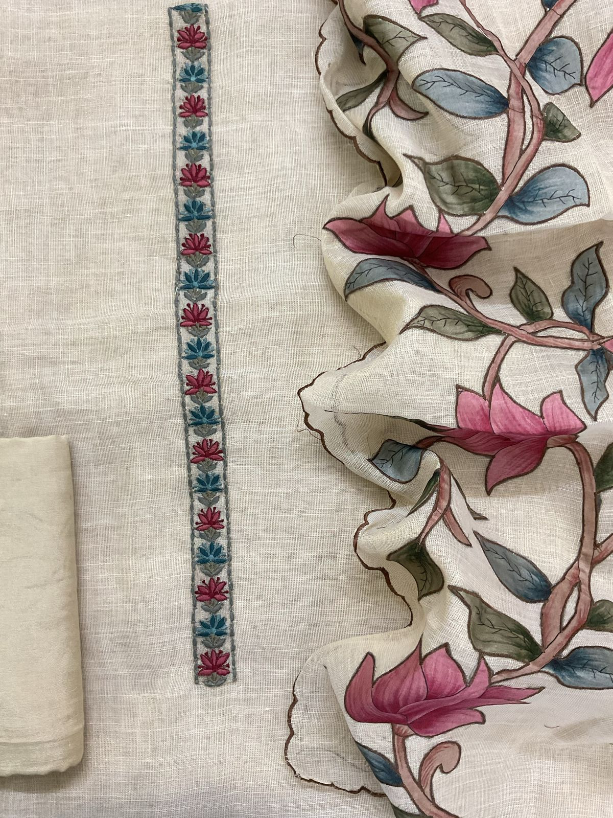 Soft Tissue Slub Cotton Embroidered Suit - Cream