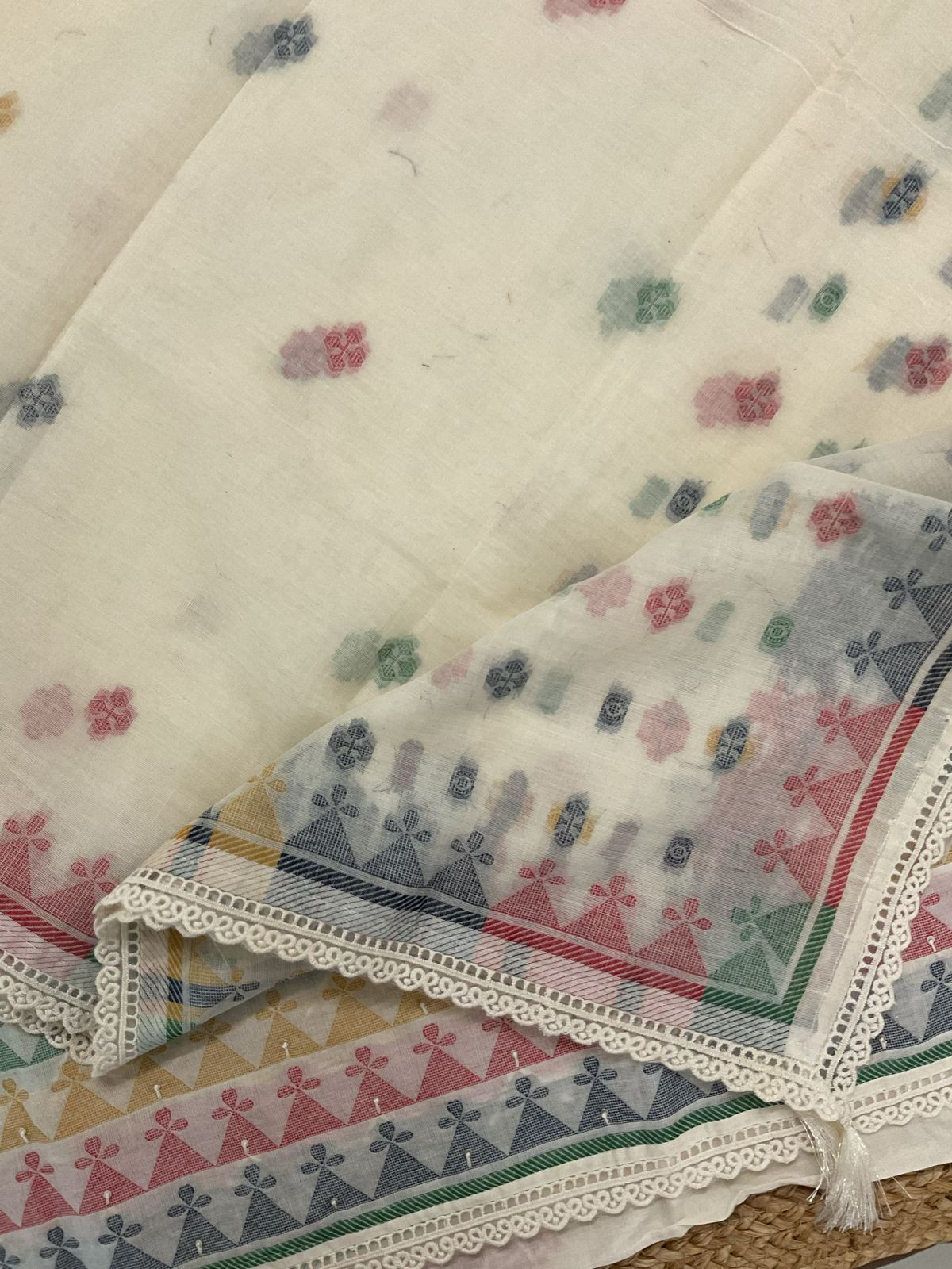 Pure Fine Cotton Jamdani Weaved Embroidered Suit - Cream