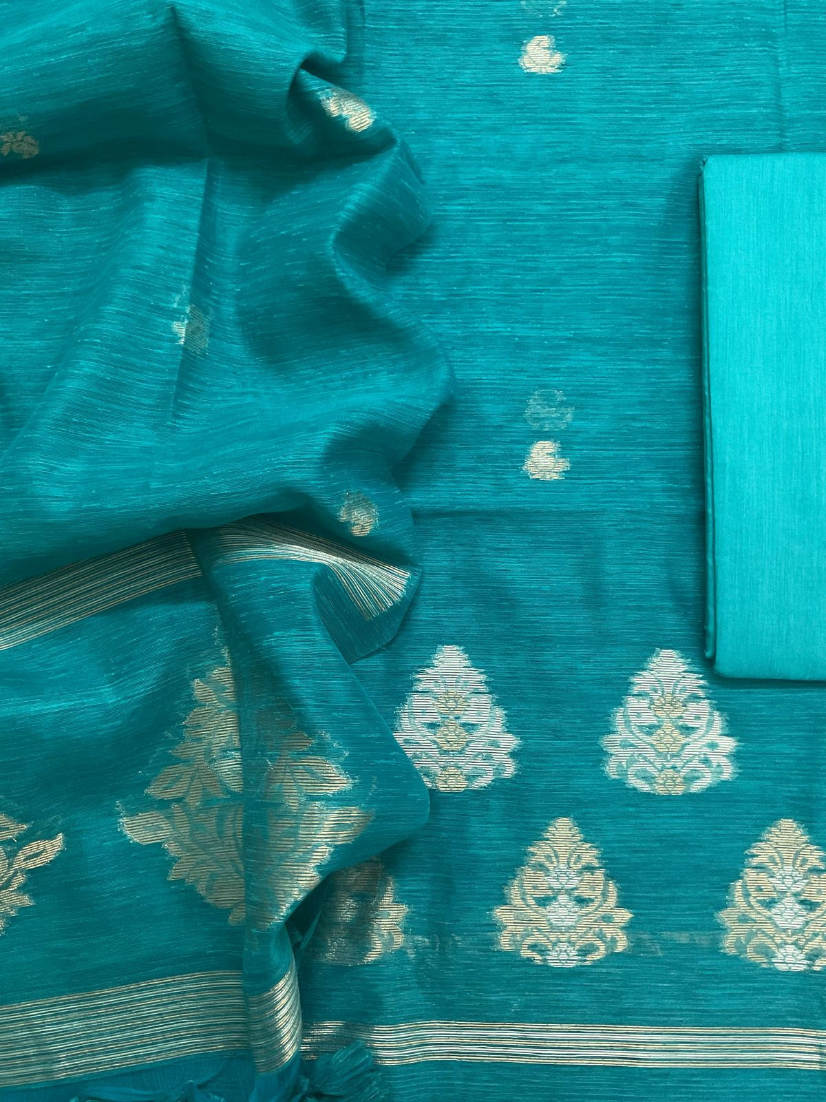 Soft Slub Chanderi Jamdani Weaved Suit - Pheroji