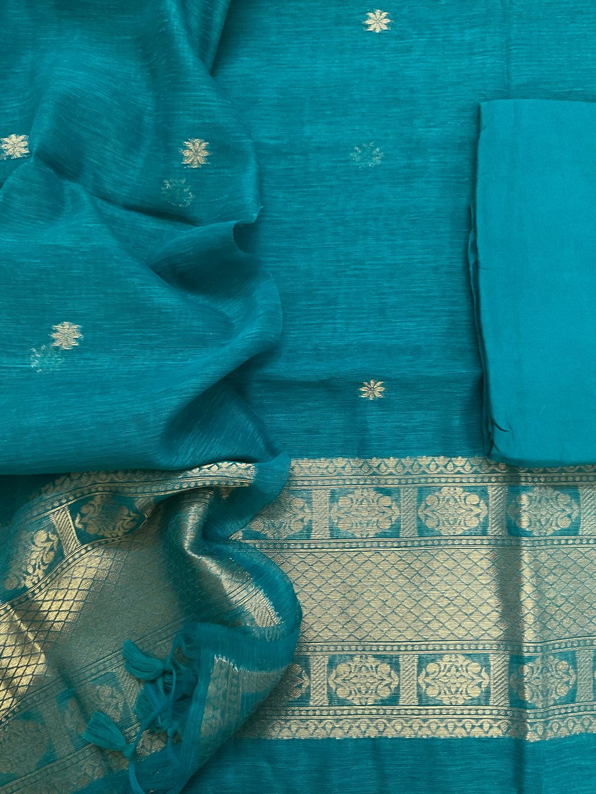 Soft Slub Chanderi Jamdani Weaved Suit - Pheroji