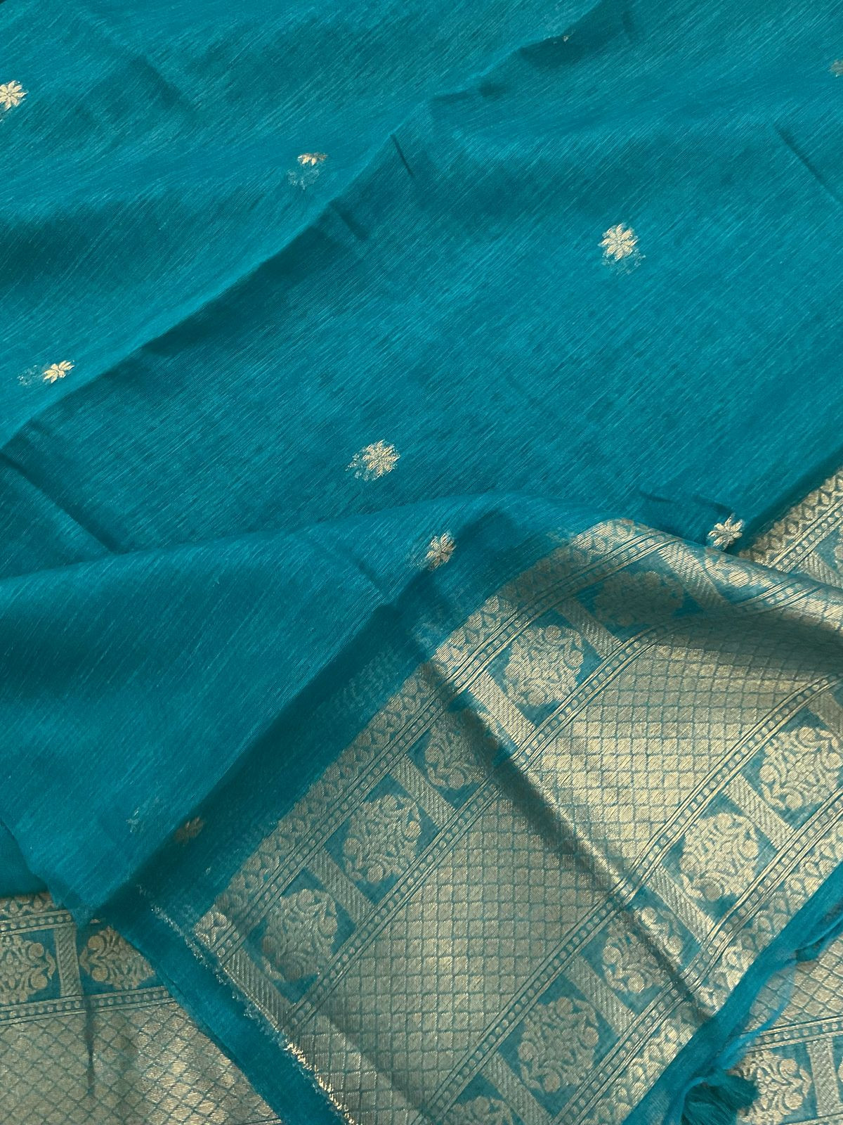 Soft Slub Chanderi Jamdani Weaved Suit - Pheroji