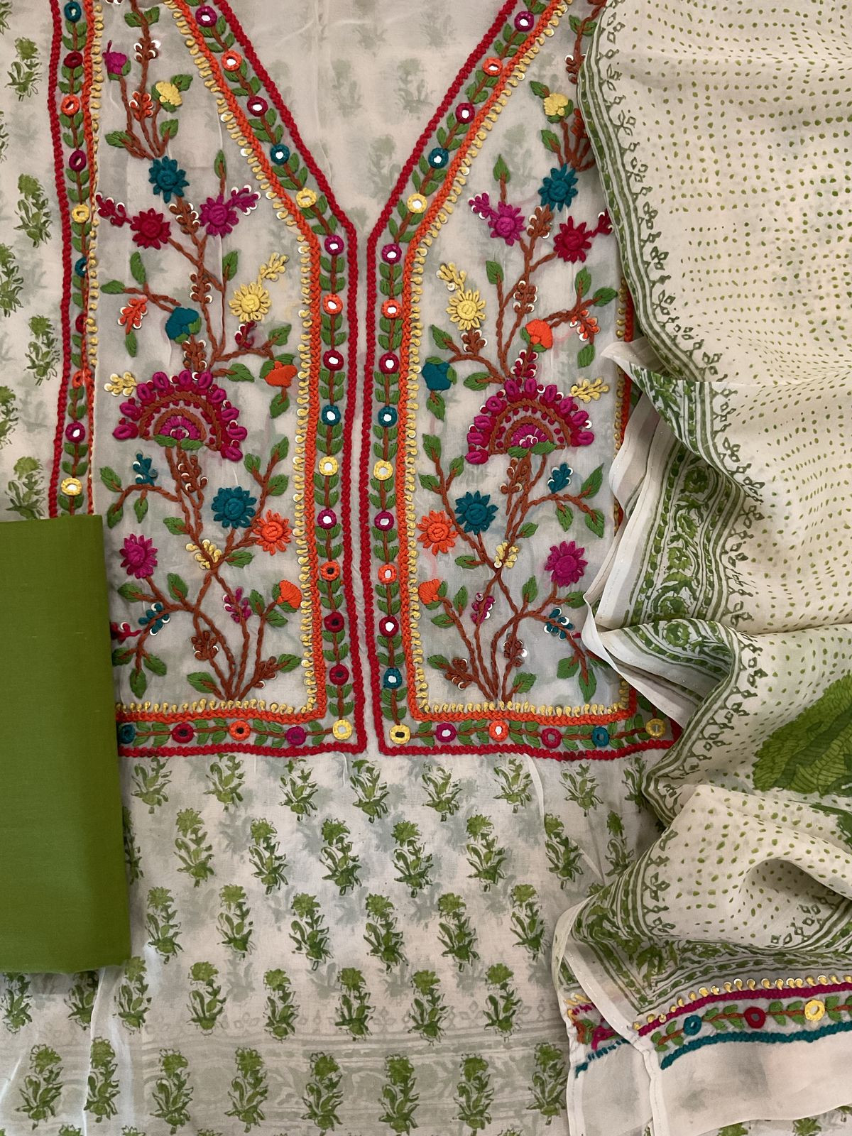 Pure Organza Block Printed Embroidered Suit - Cream