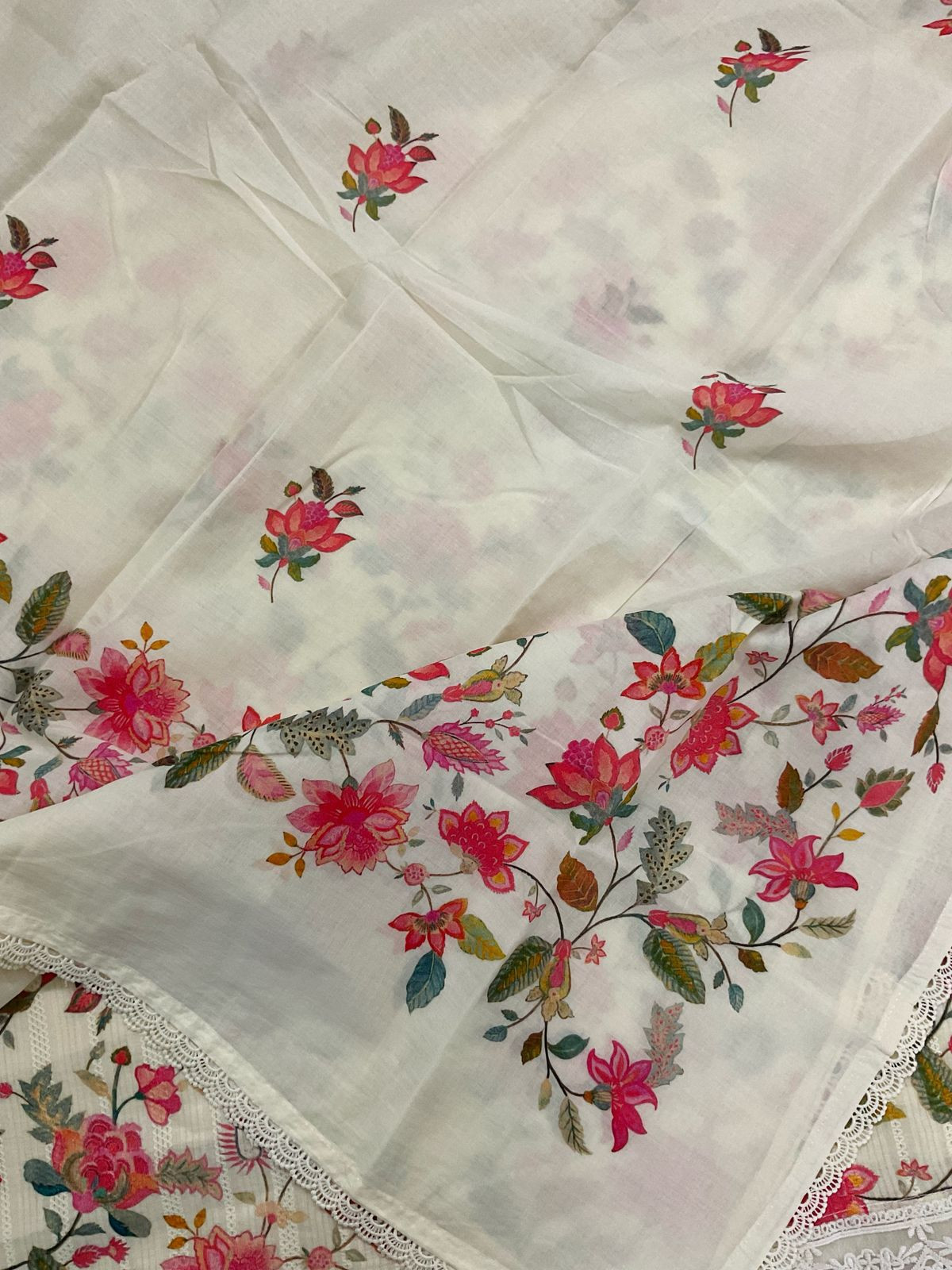 Pure Fine Mul Cotton Self Weaved Printer Suit - Cream