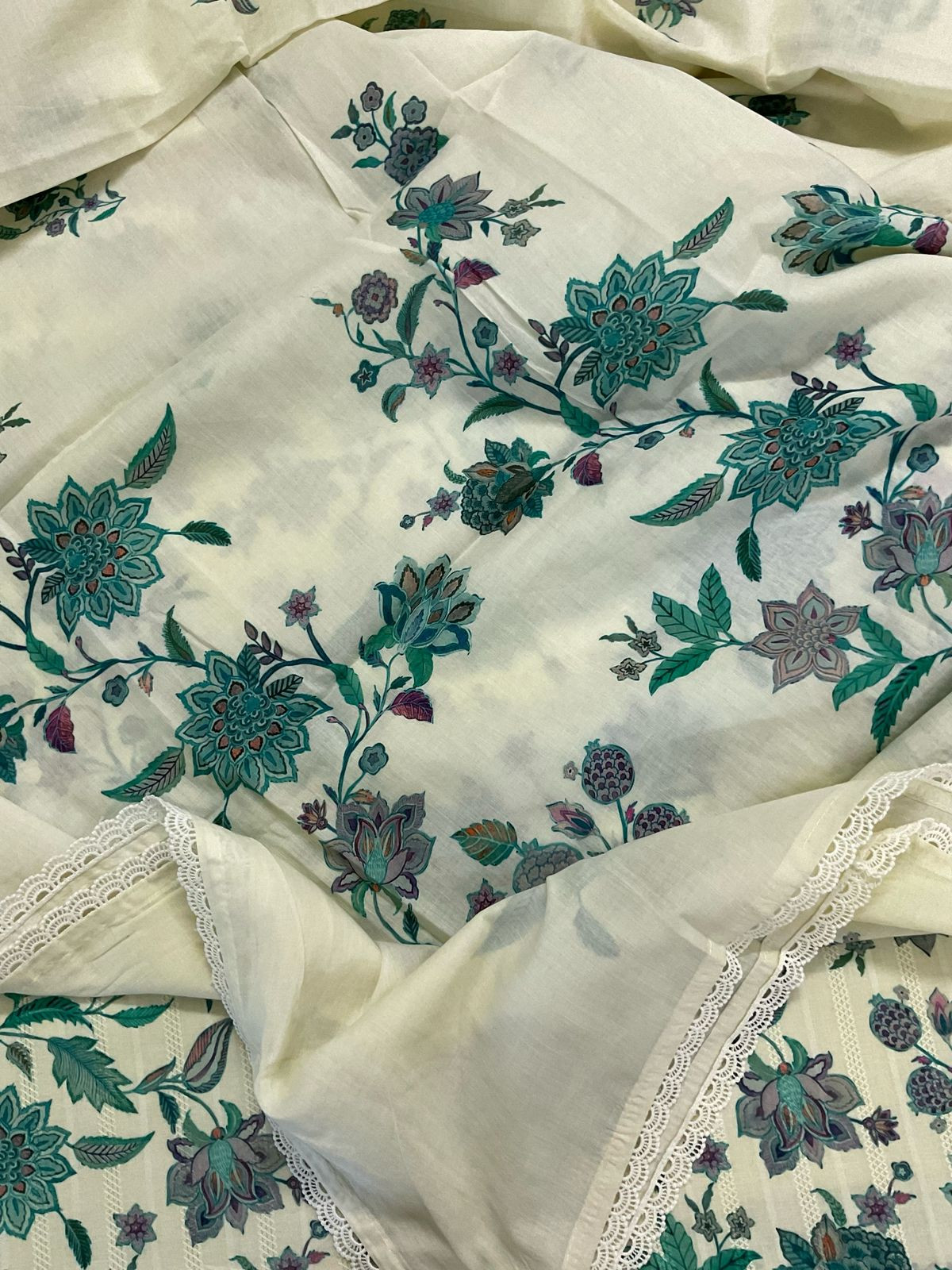 Pure Fine Mul Cotton Self Weaved Printer Suit - Cream