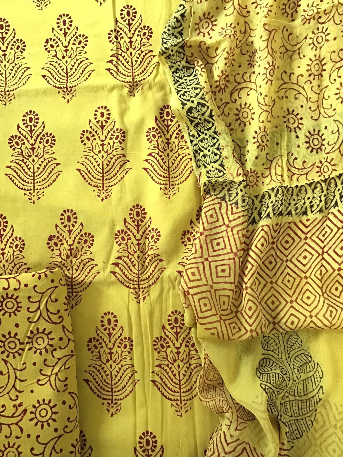 Pure Cotton Bagh Printed Suit - Yellow