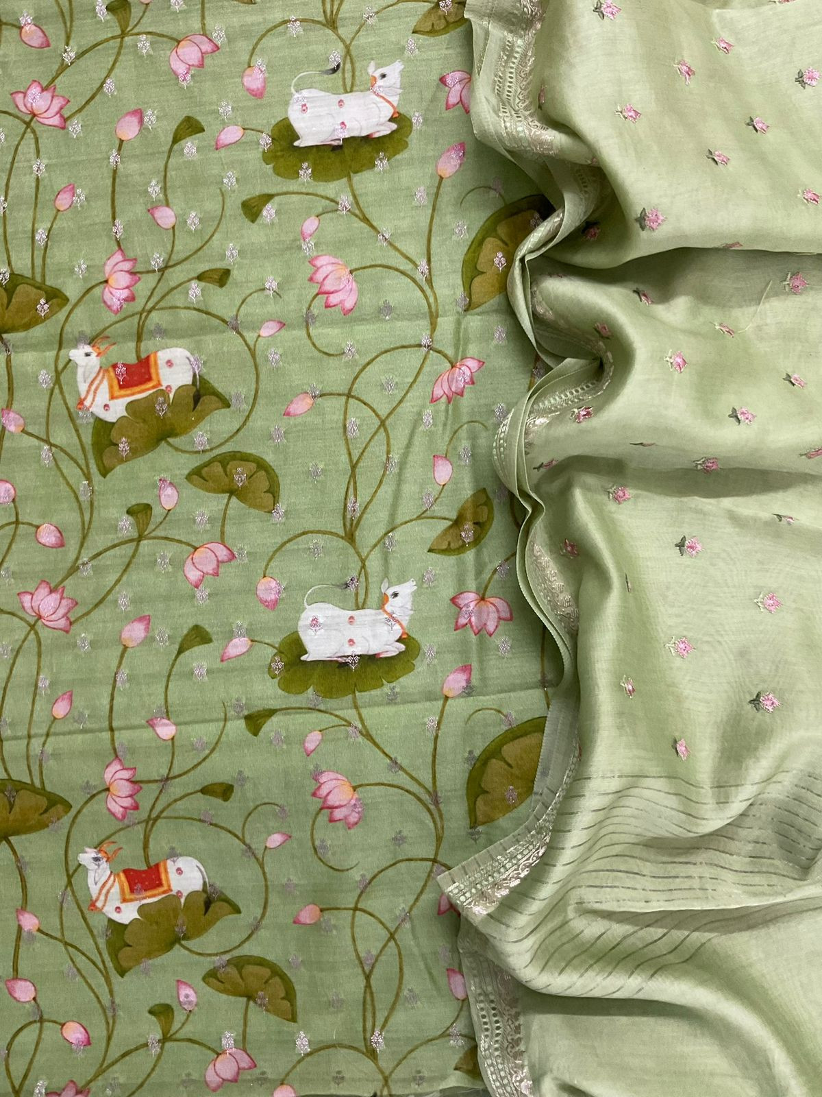 Pure Mul Chanderi Printed Embroidered Banarasi Weaved Suit - Green