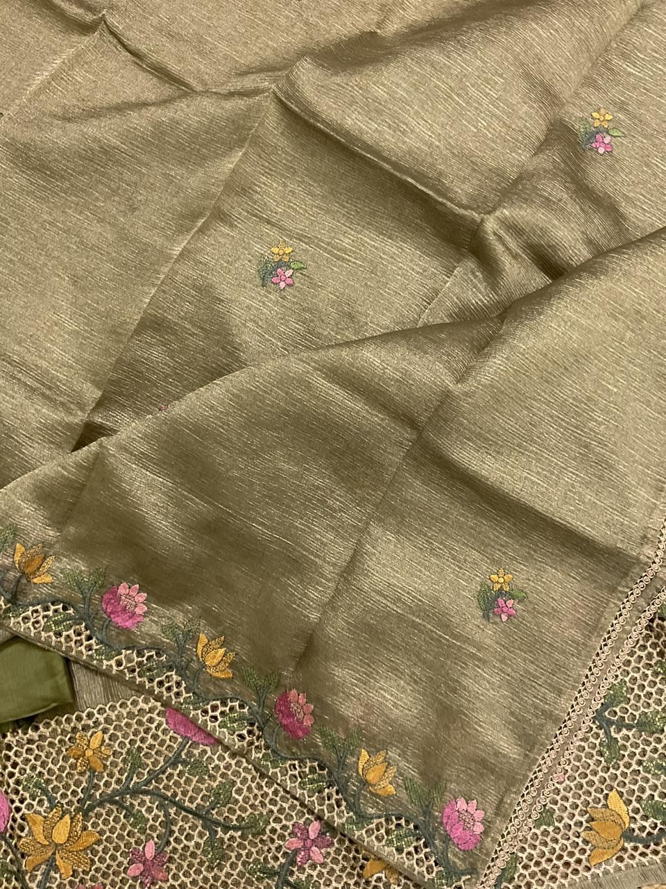 Soft Crushed Tissue Embroidered Suit - Green