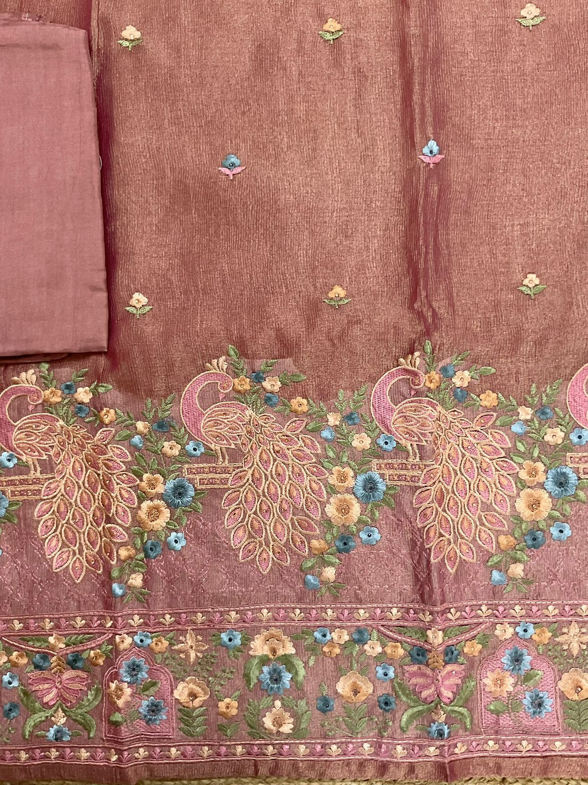 Soft Crushed Tissue Embroidered Suit - Peach