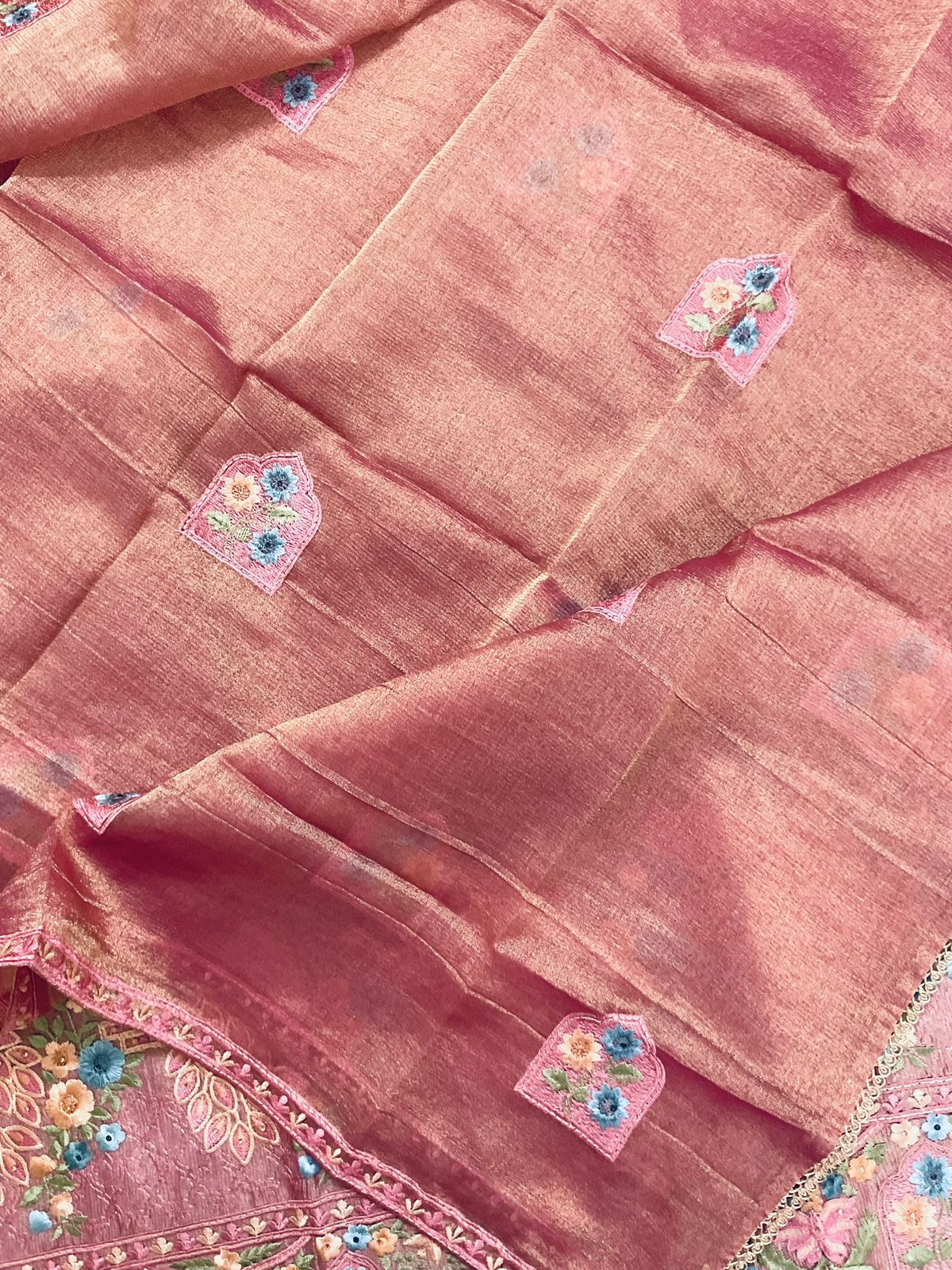 Soft Crushed Tissue Embroidered Suit - Peach