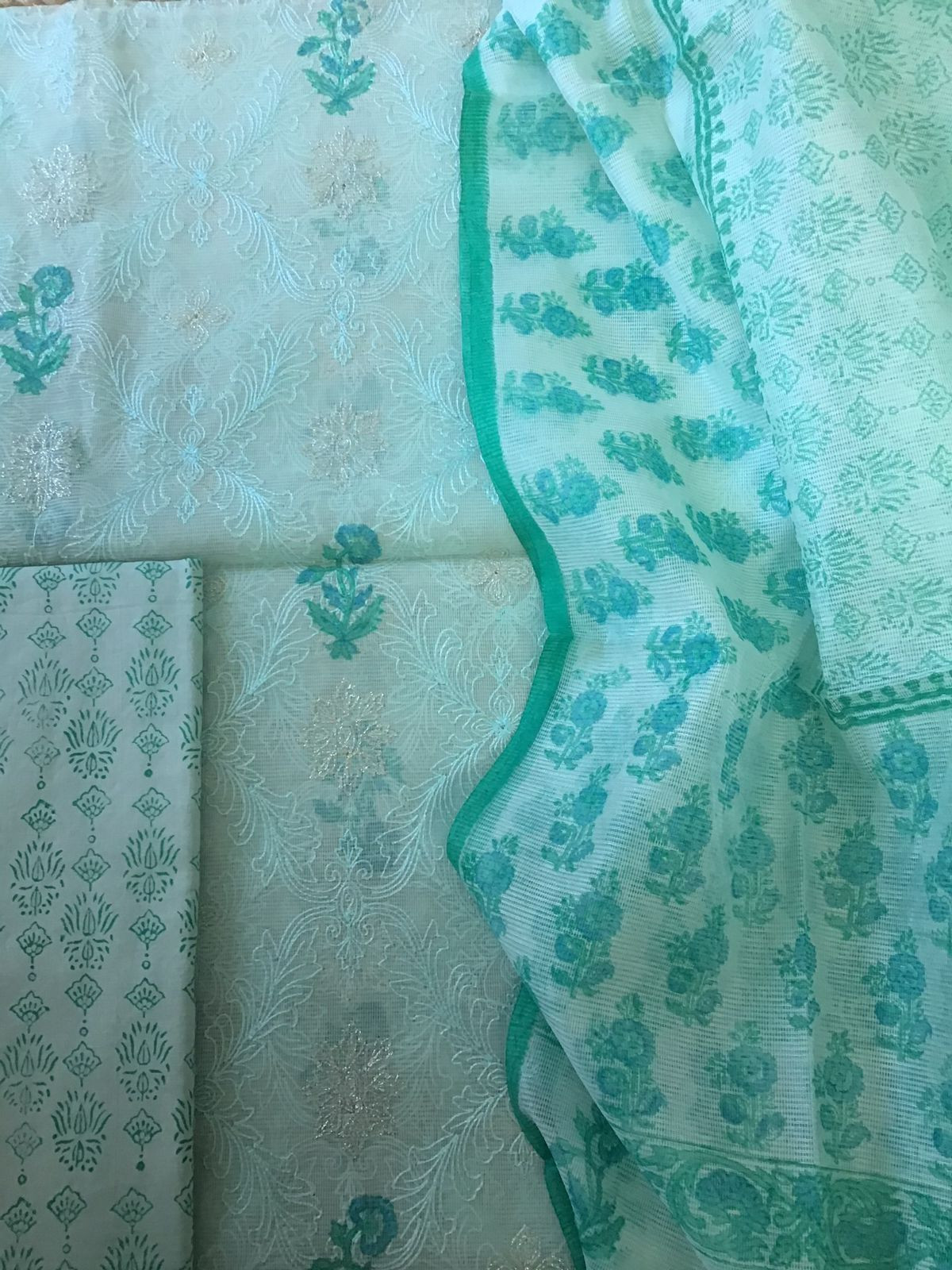 Soft Fine Supernet Printed Tepchi Work Suit - Sea Green