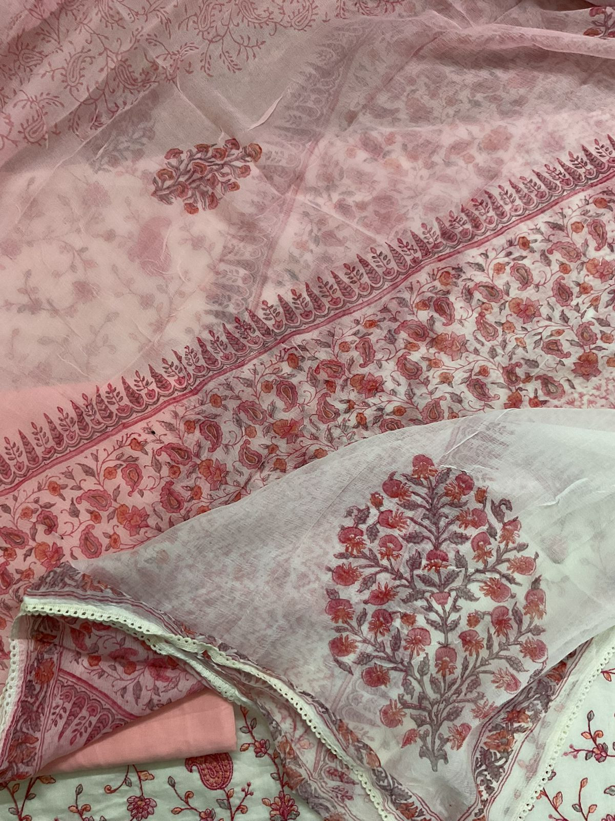 Pure Fine Mul Cotton Printed Embroidered Suit - Offwhite