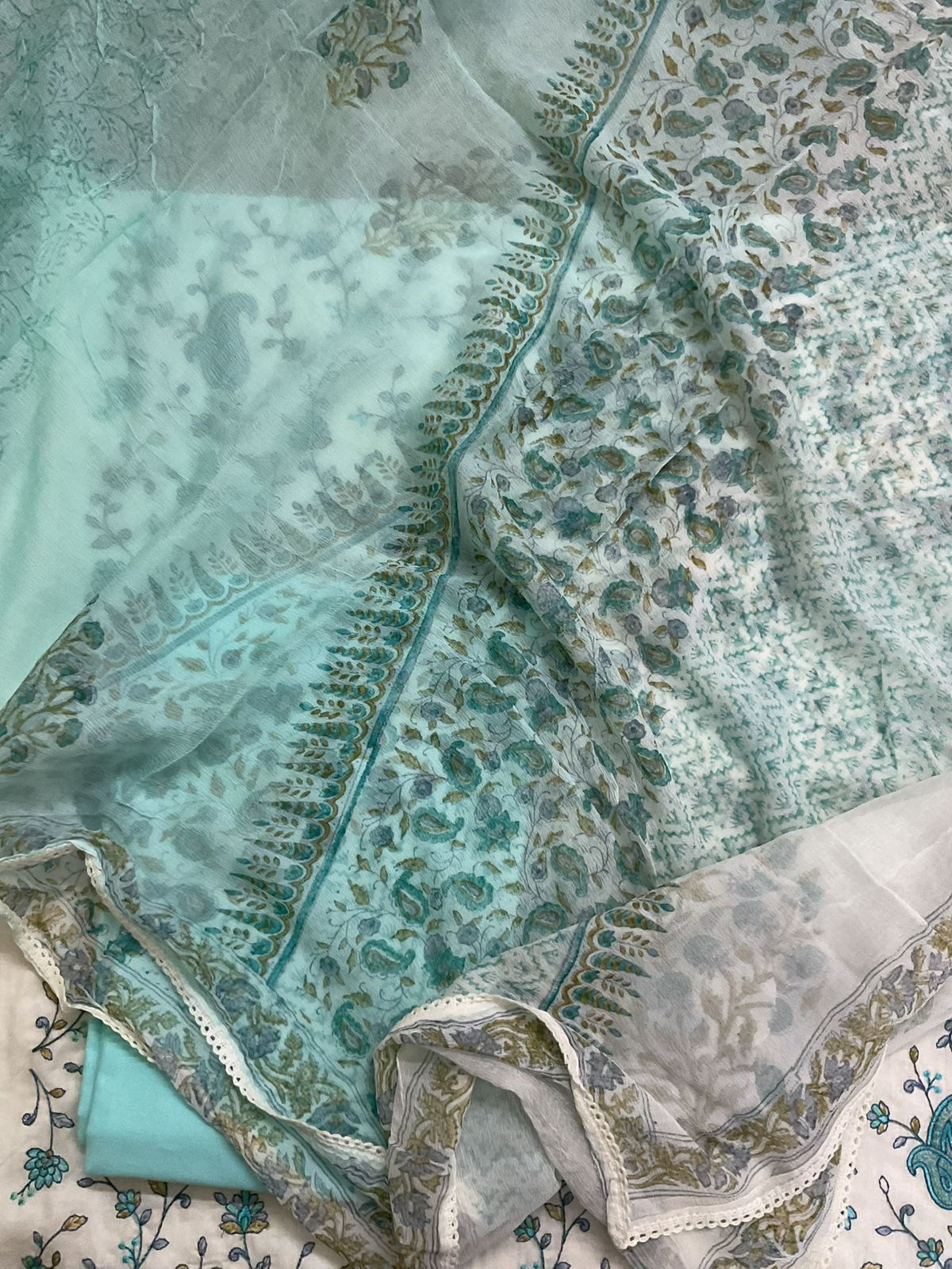 Pure Fine Mul Cotton Printed Embroidered Suit - Offwhite