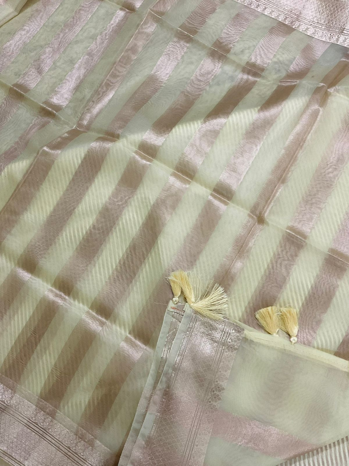 Soft Silk Banarasi Weaved Suit - Cream
